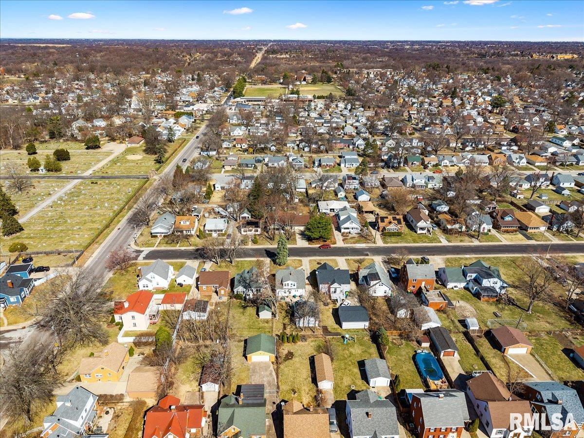 2415 W Ayres Avenue, West Peoria, Illinois image 39