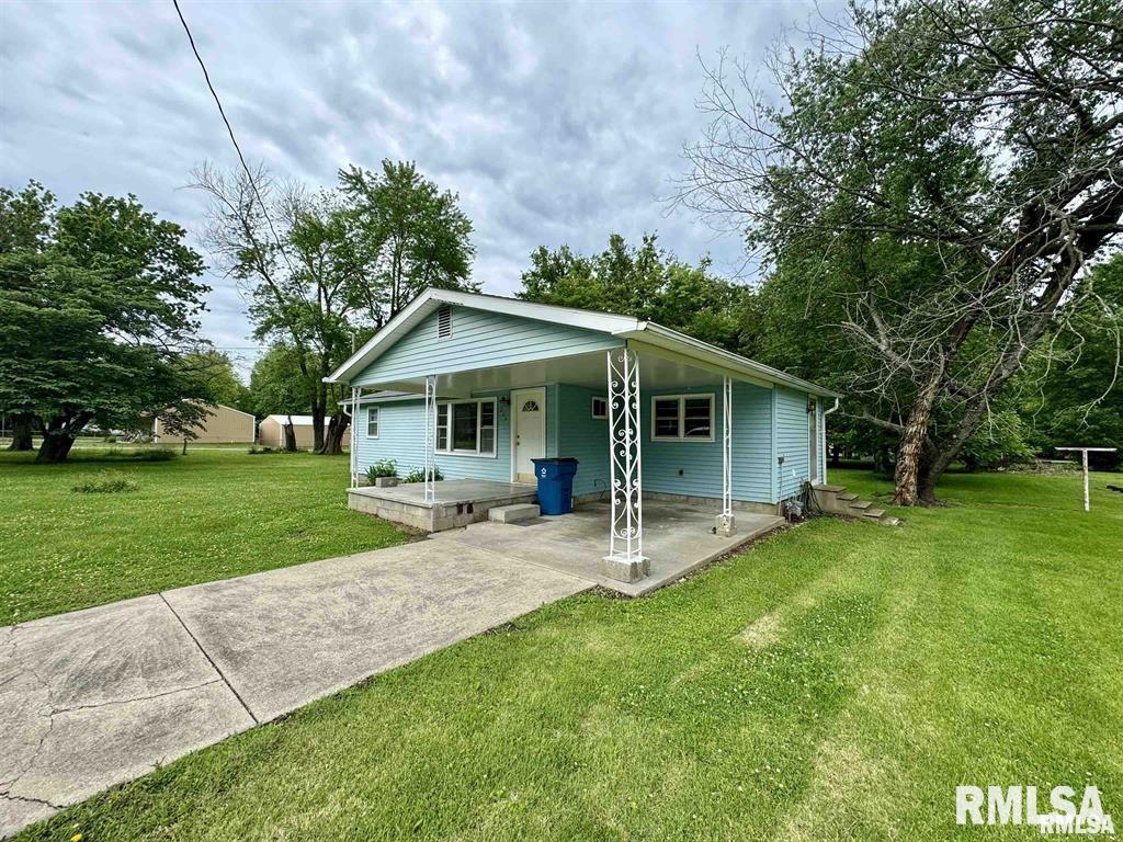 206 Chestnut Road, Cambria, Illinois image 2