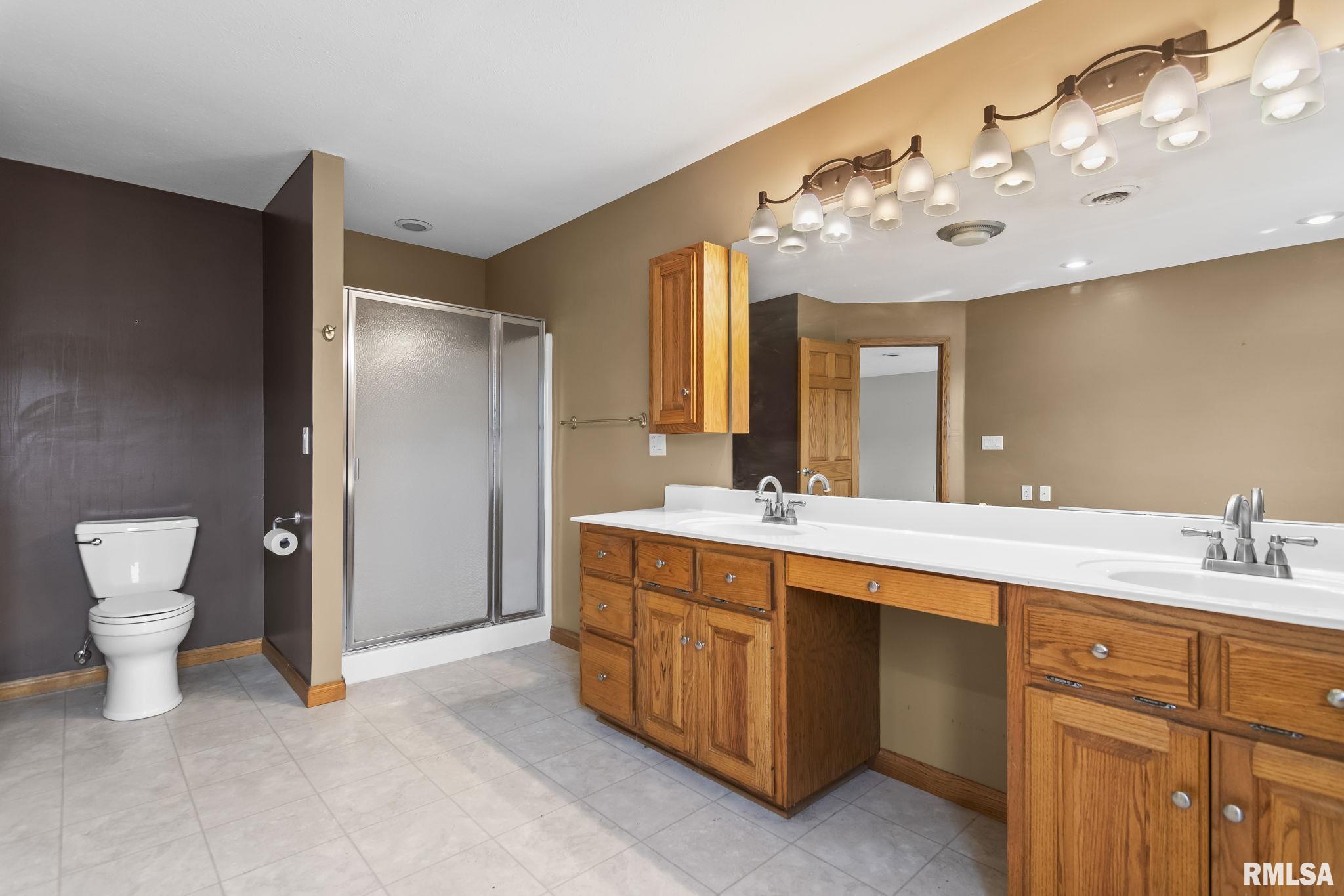 8687 Hilltop Court, Dawson, Illinois image 31