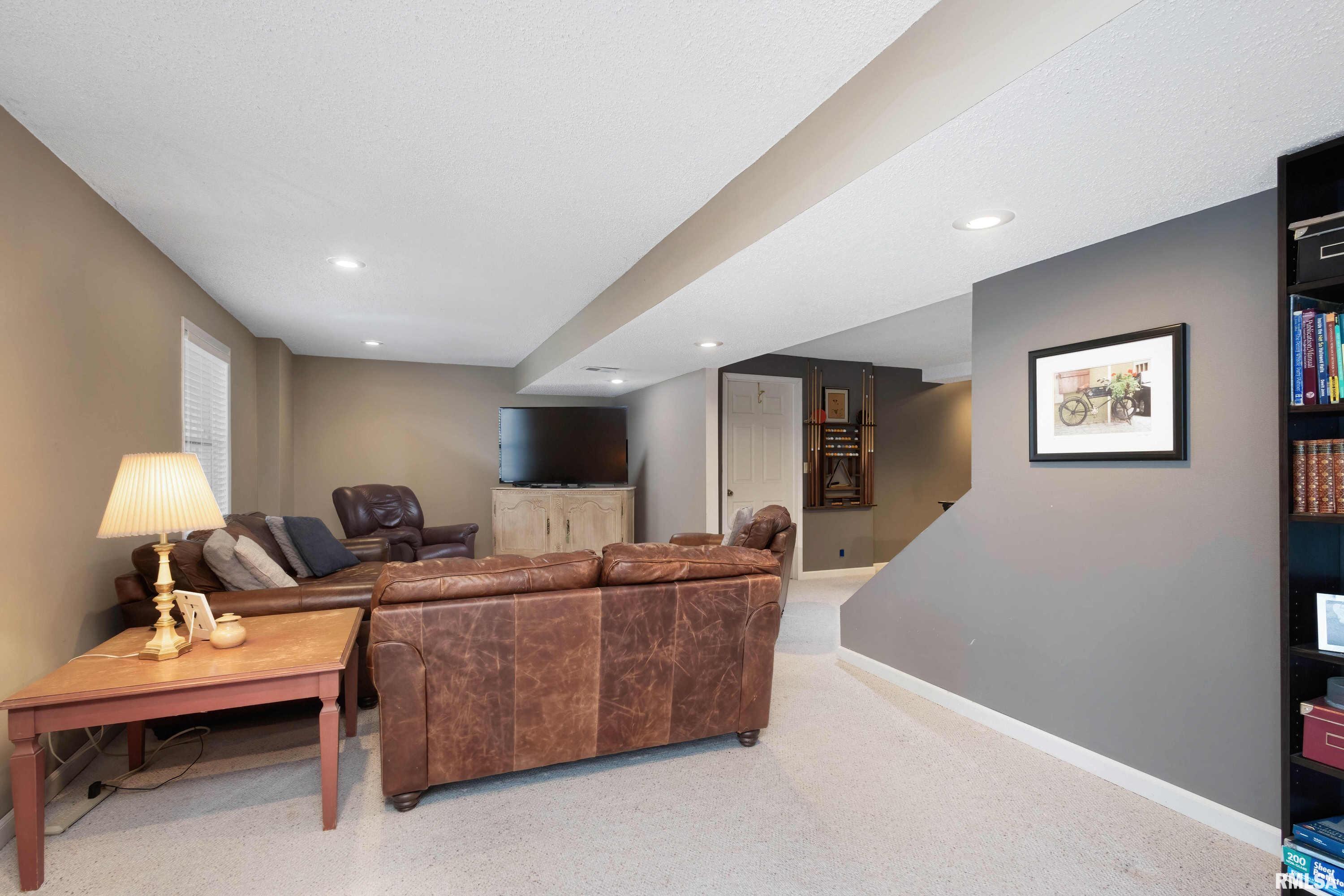 3515 Woodberry Place, Bettendorf, Iowa image 35