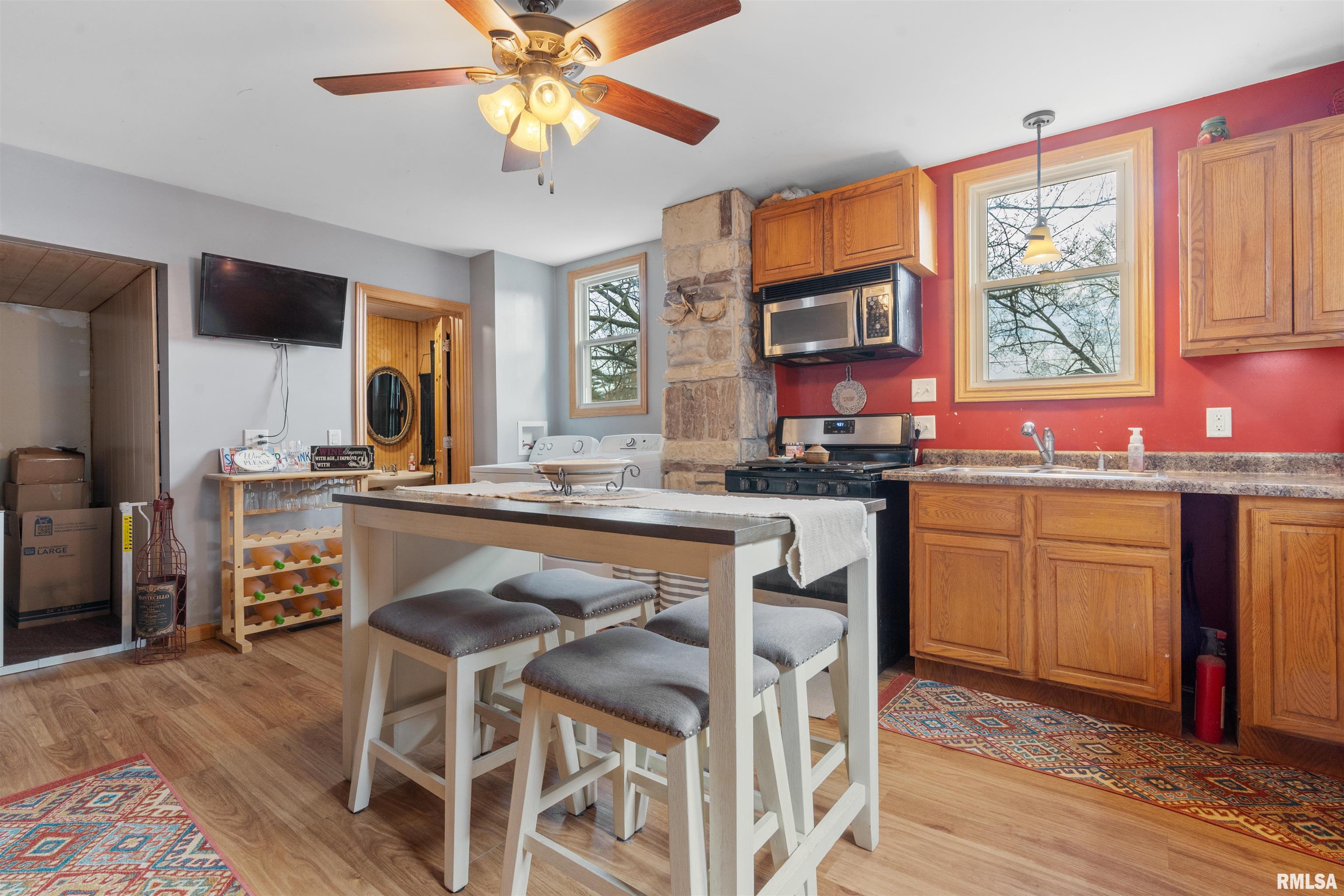 2307 W 2nd Street, Davenport, Iowa image 11