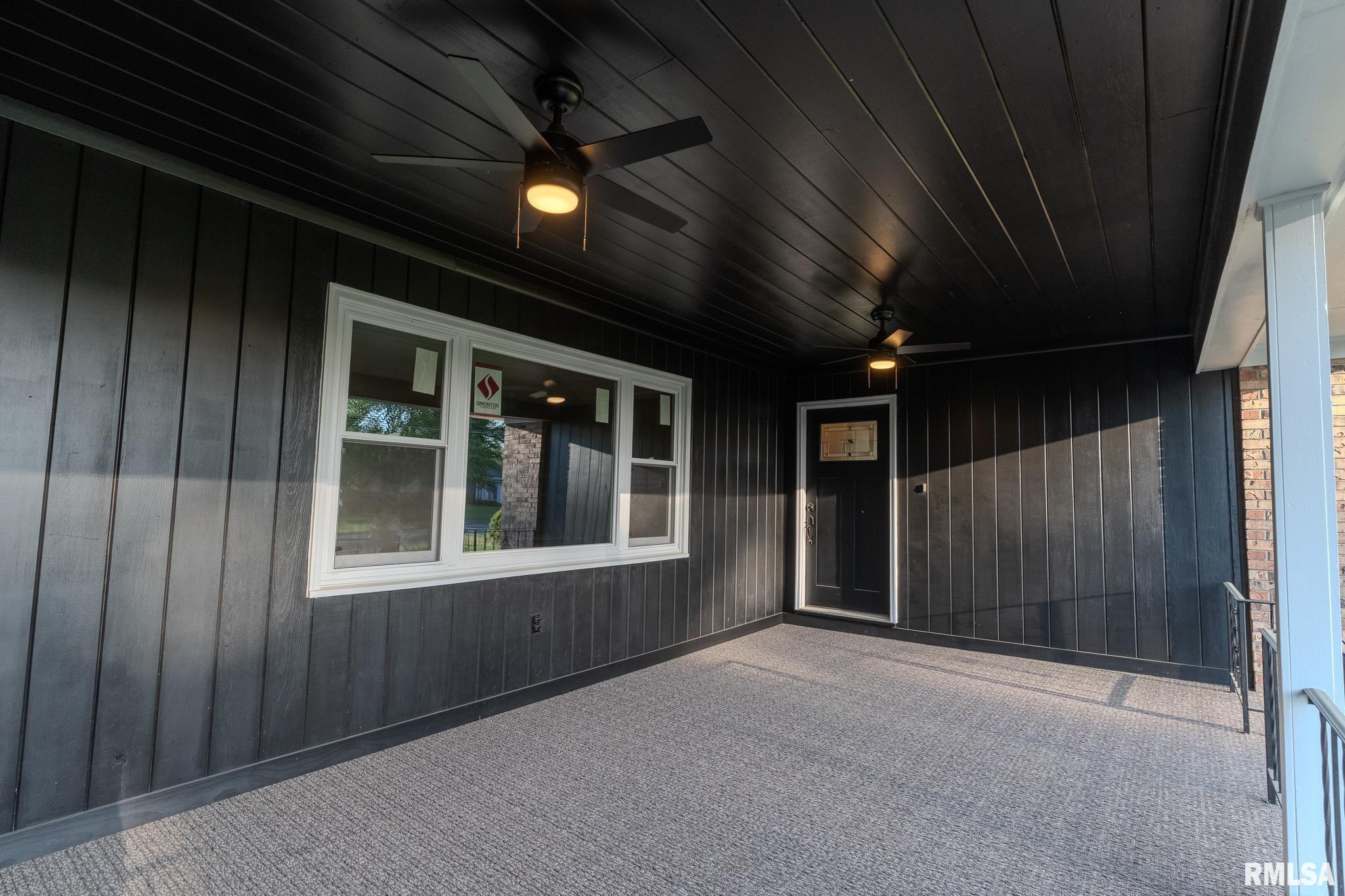 8501 49th Street, Coal Valley, Illinois image 29