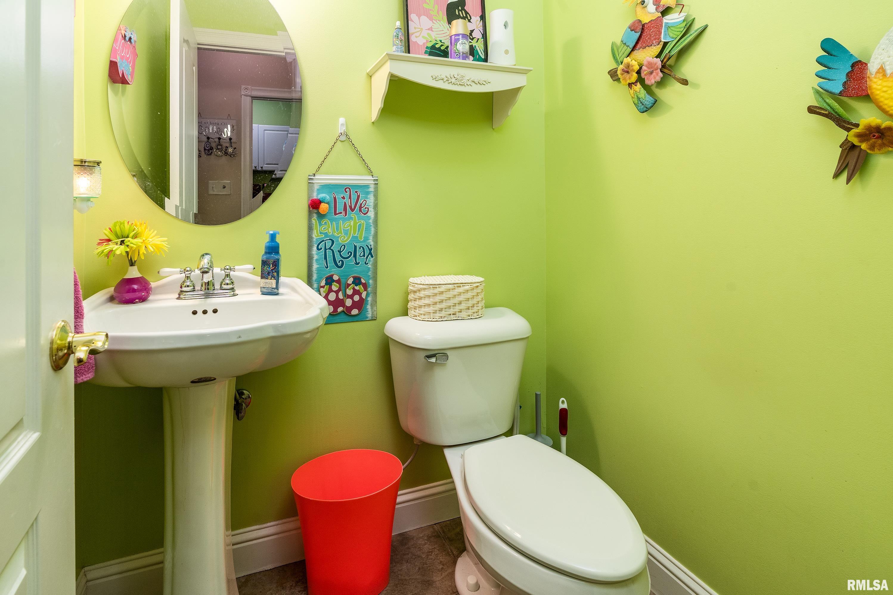 1404 Belle Terre Court, Herrin, Illinois image 32