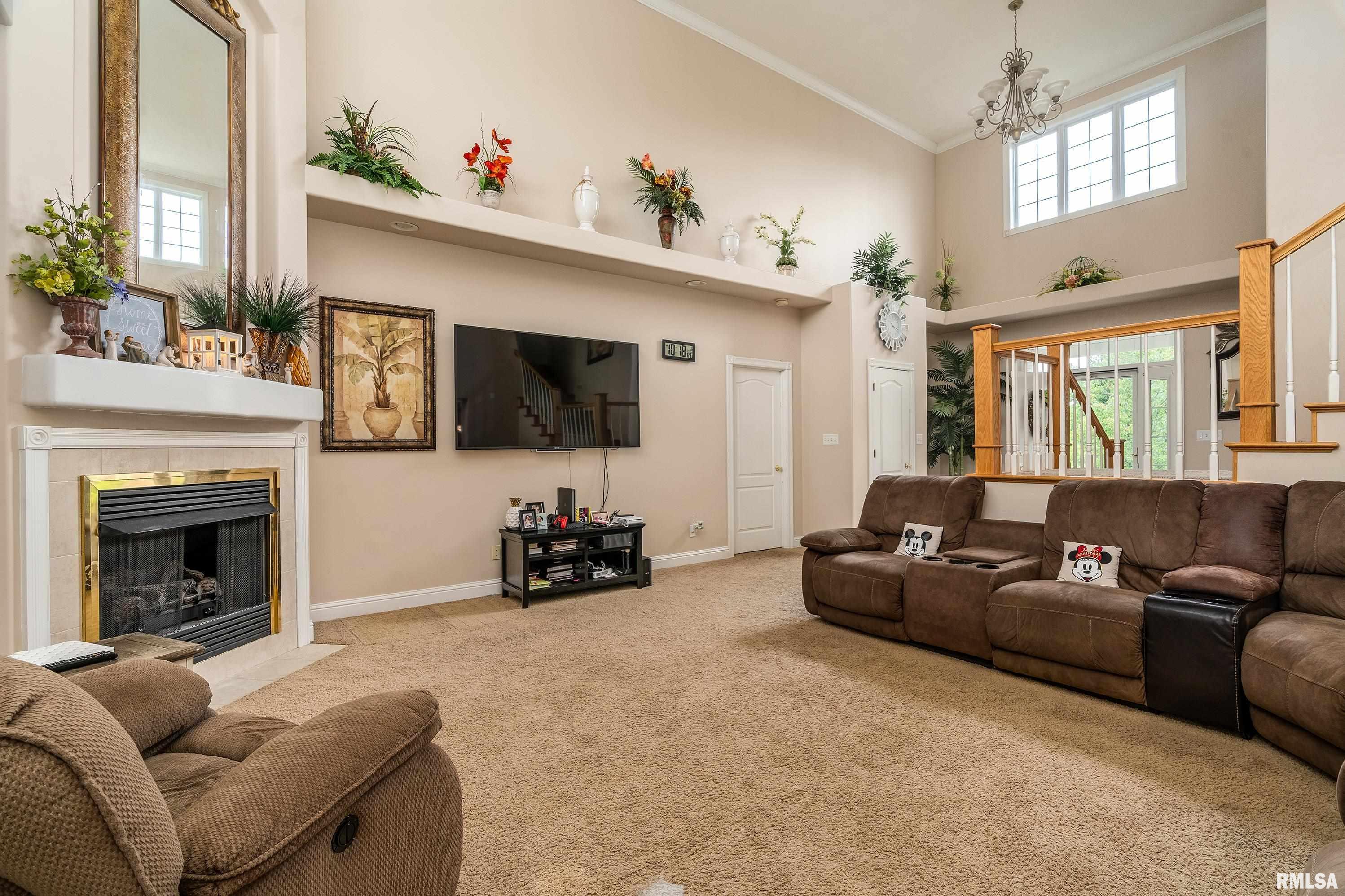 1404 Belle Terre Court, Herrin, Illinois image 6