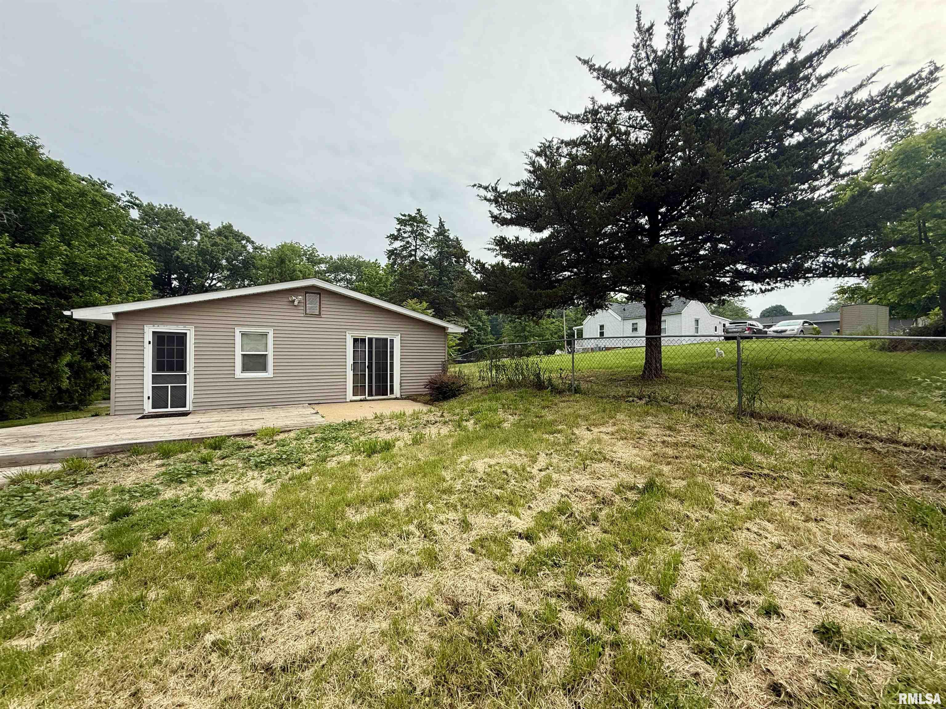 418 W Main Street, Knoxville, Illinois image 18