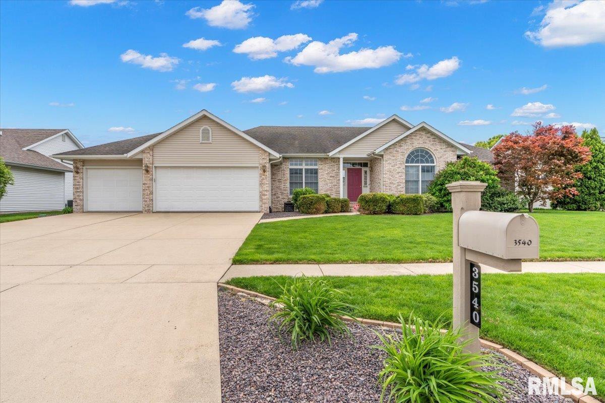3540 Sandwood Drive, Springfield, Illinois image 2