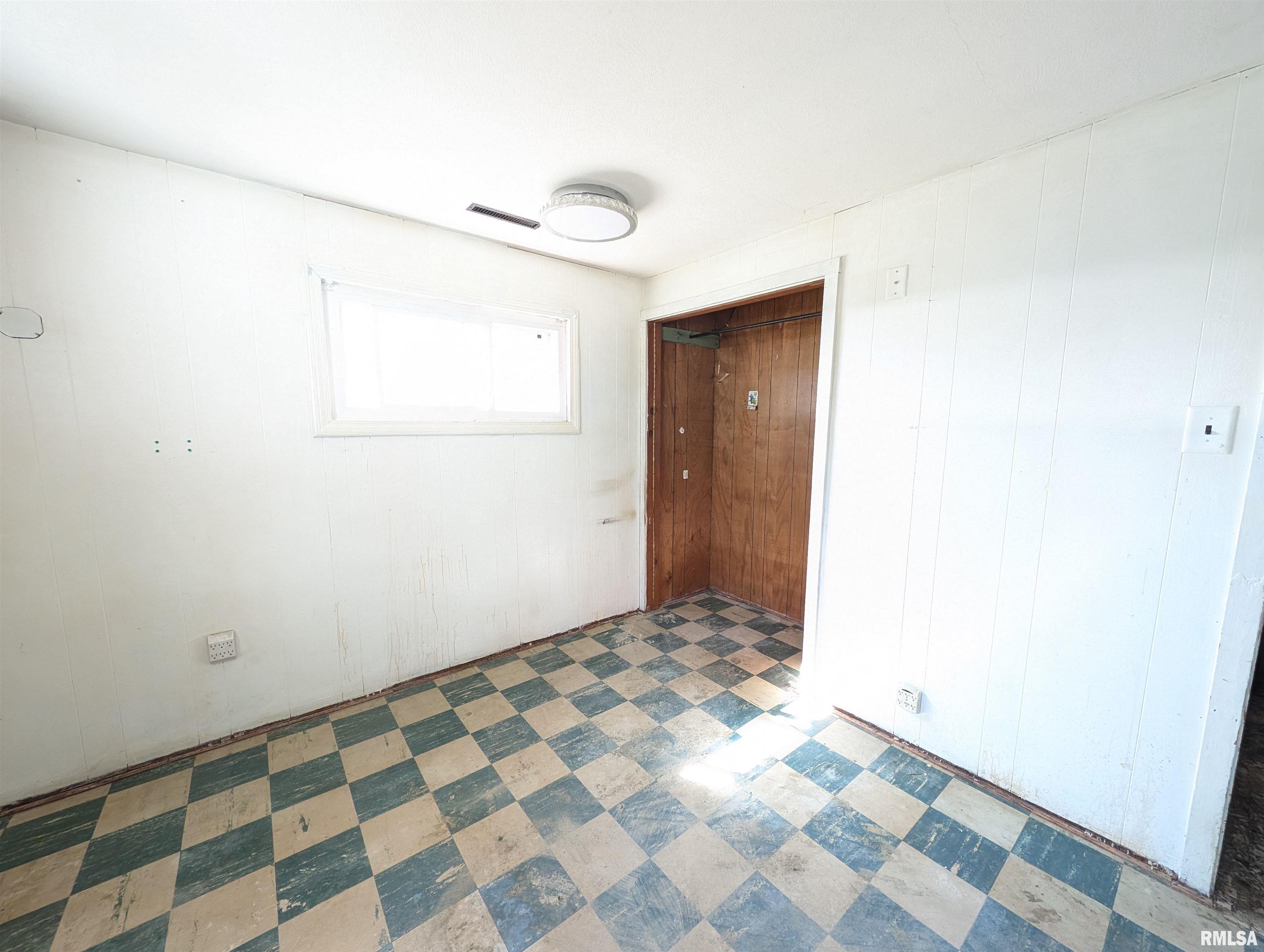 304 Minch Street, South Pekin, Illinois image 14