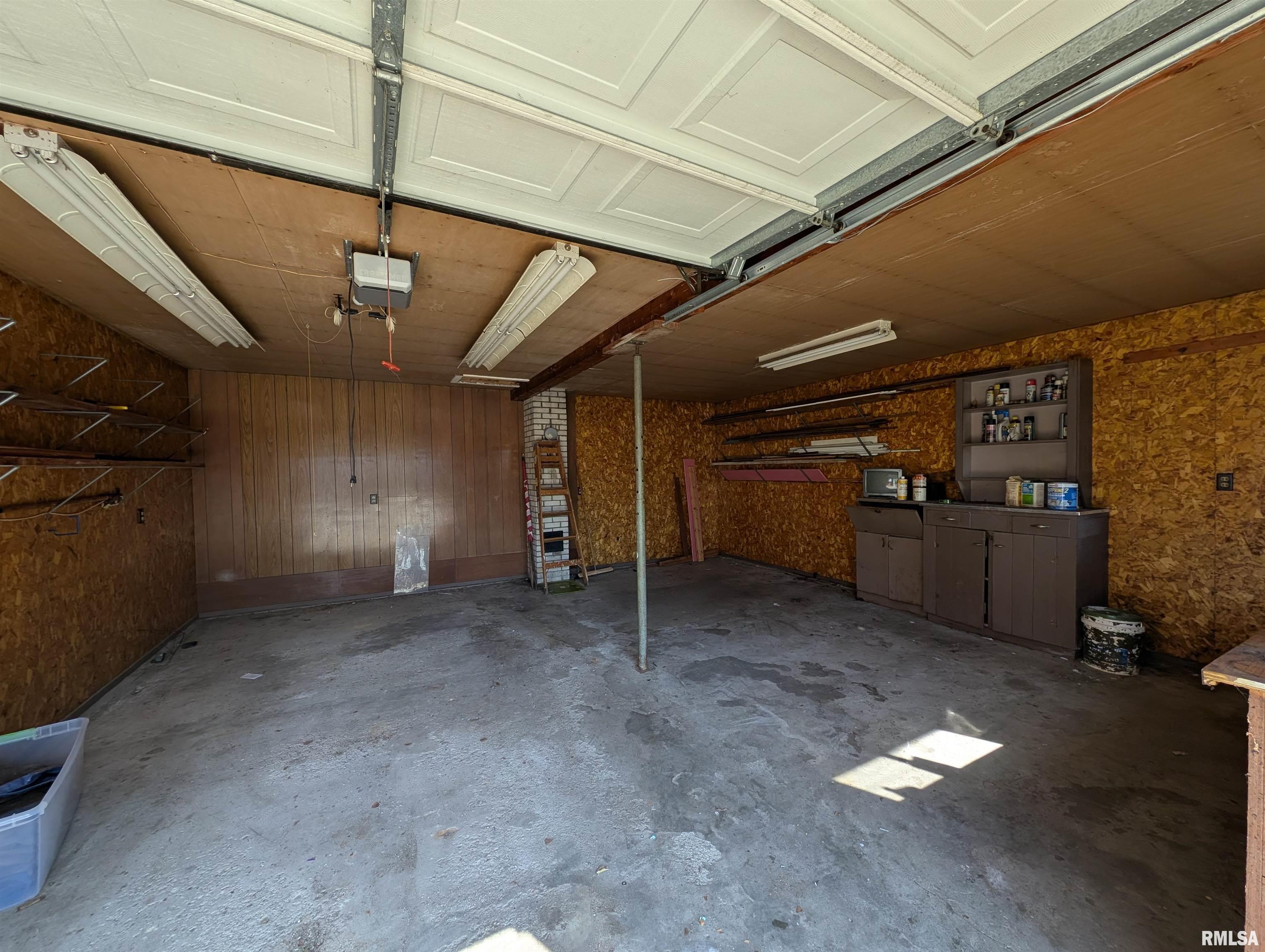 304 Minch Street, South Pekin, Illinois image 25