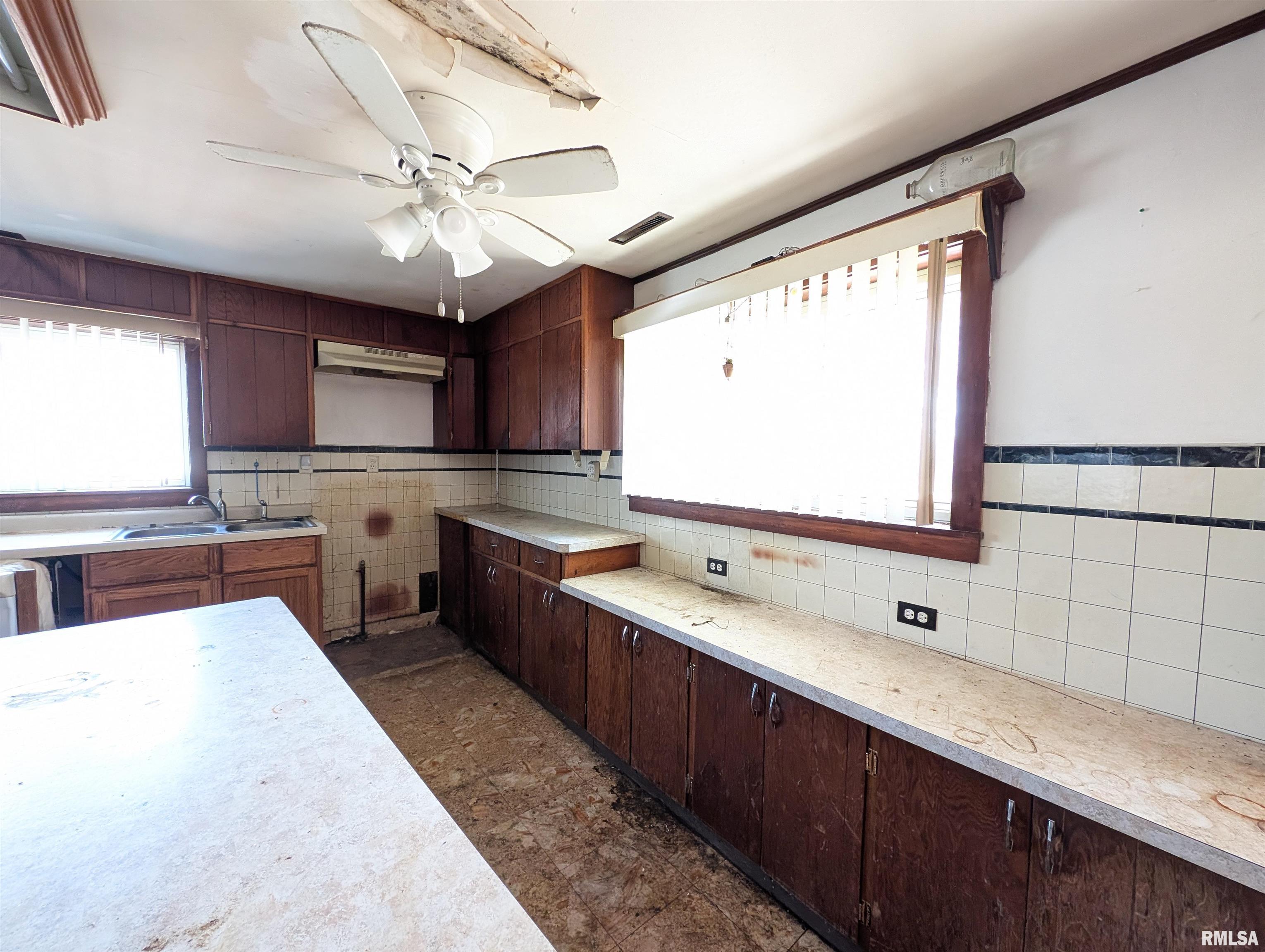 304 Minch Street, South Pekin, Illinois image 6