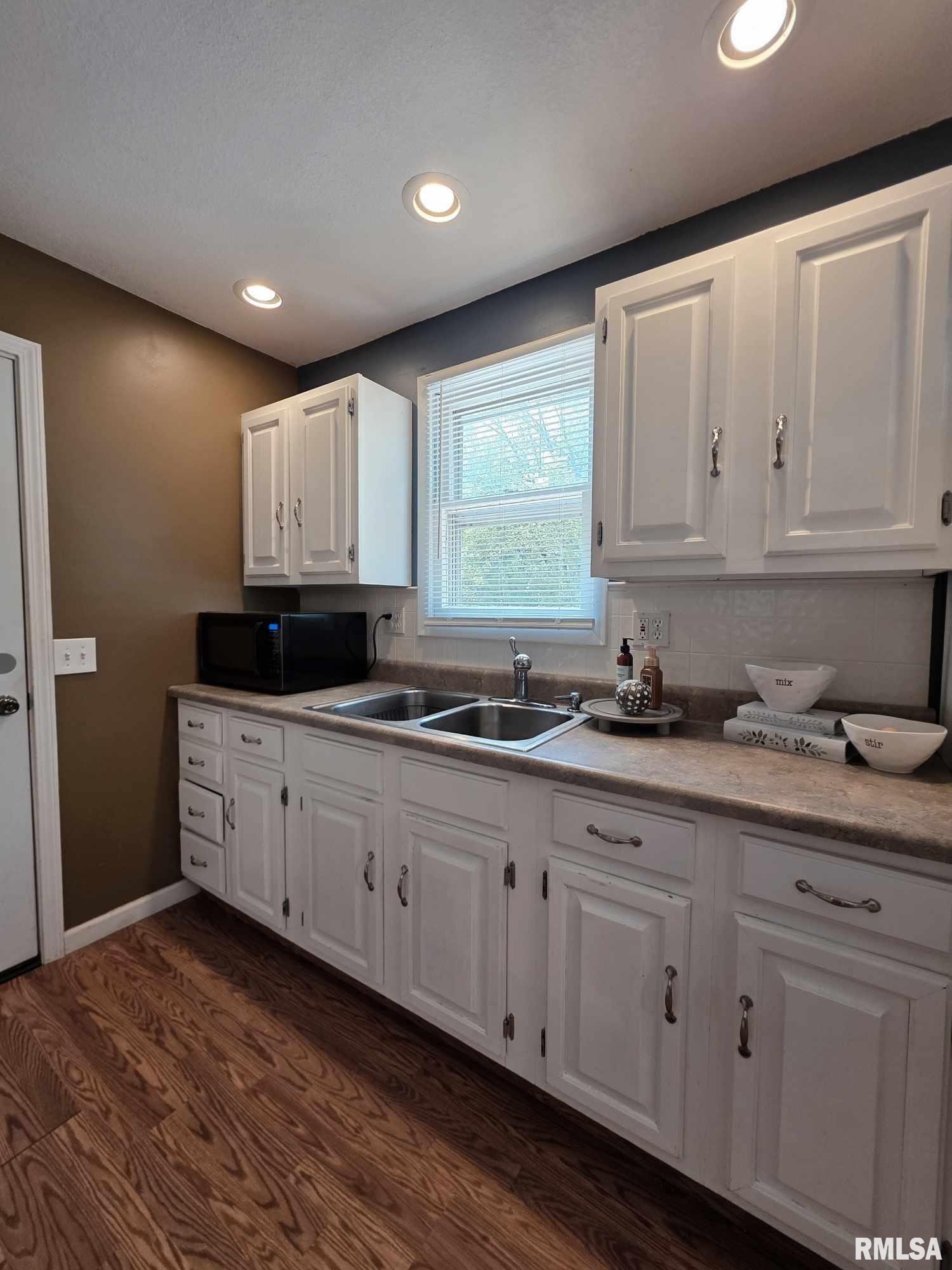 514 W Washington Street, Mendon, Illinois image 14
