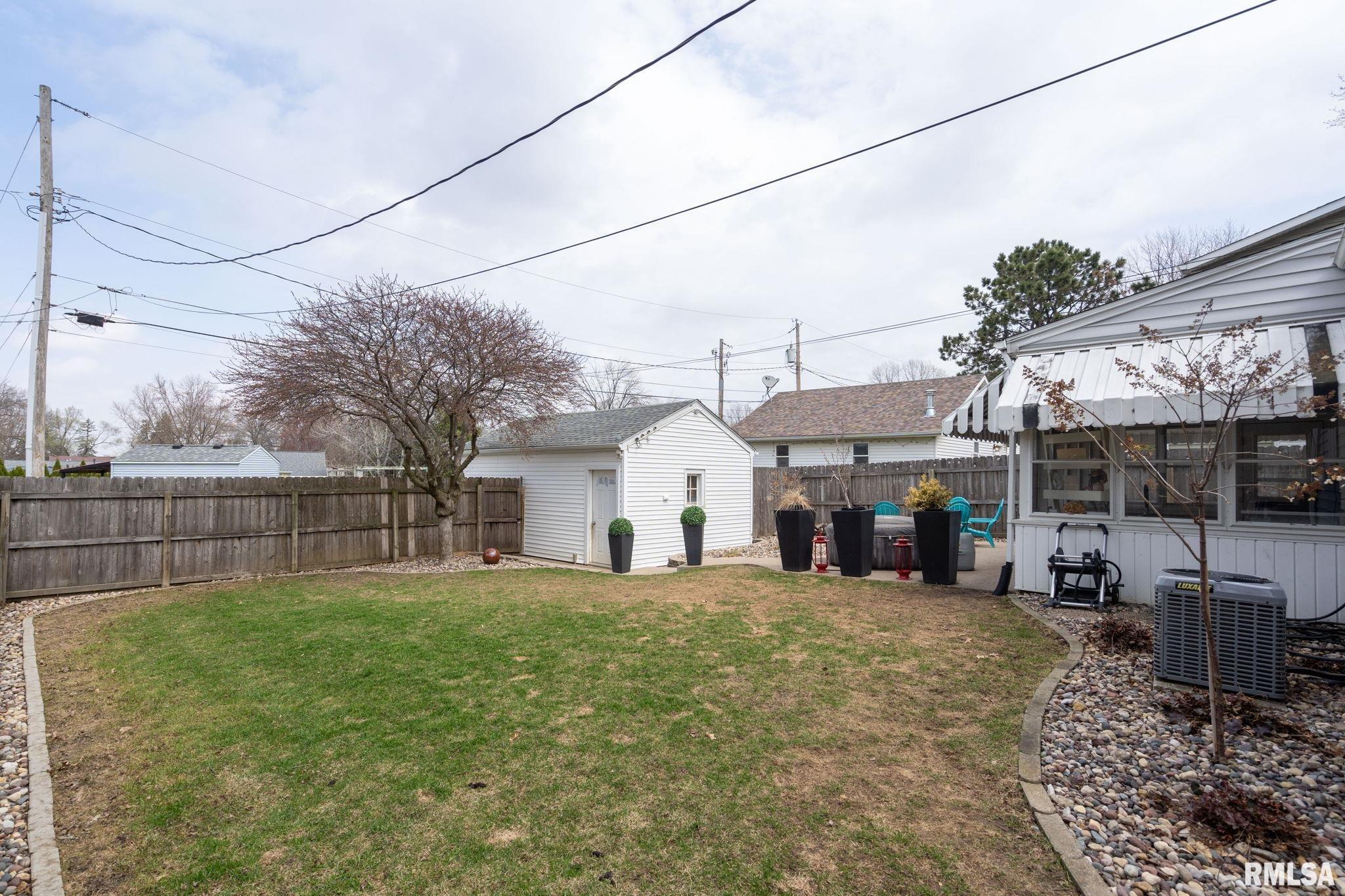 2108 E Lombard Street, Davenport, Iowa image 27