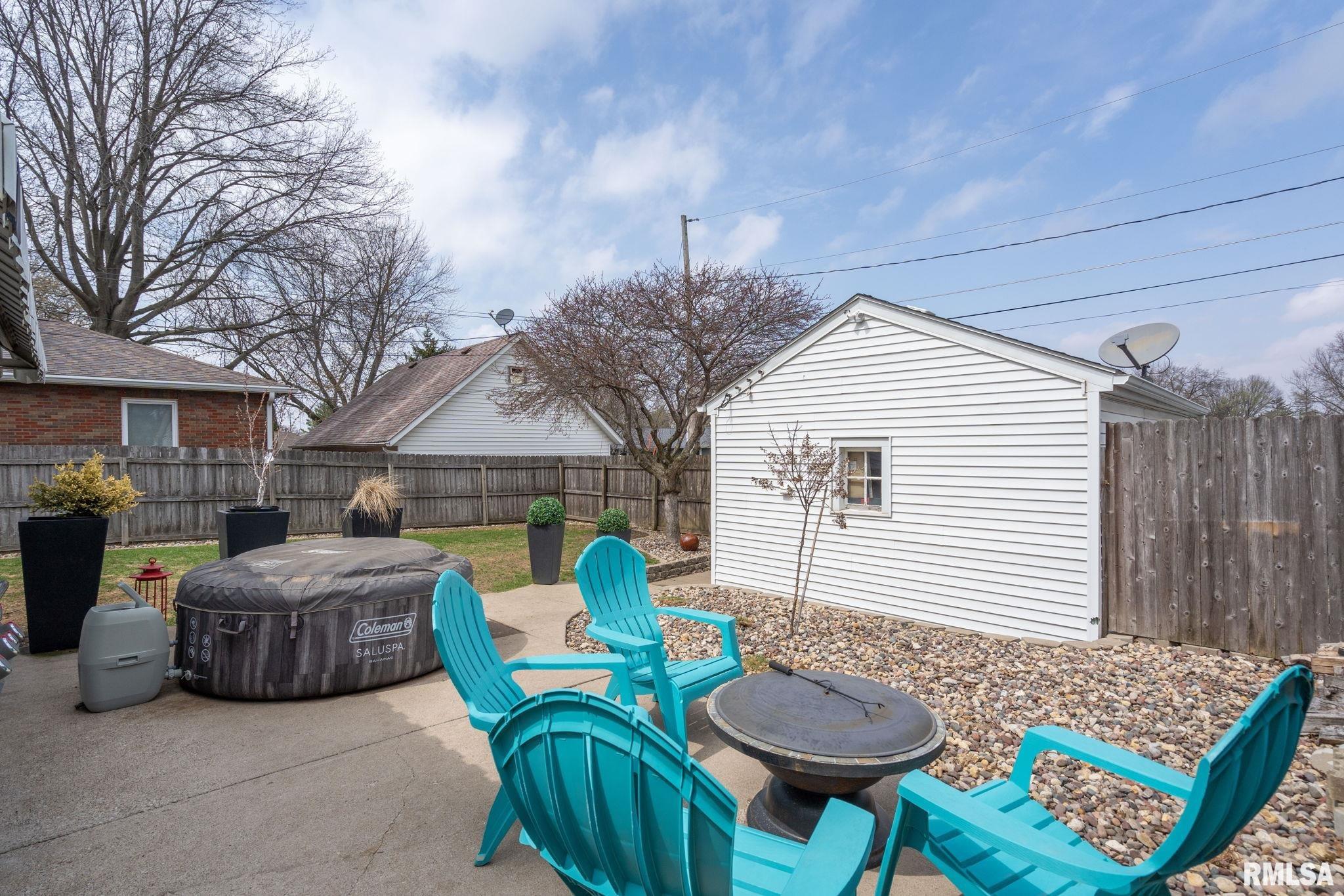 2108 E Lombard Street, Davenport, Iowa image 24