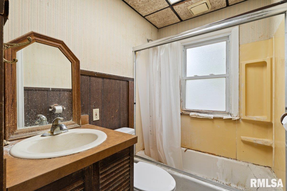 3823 28th Avenue, Rock Island, Illinois image 19