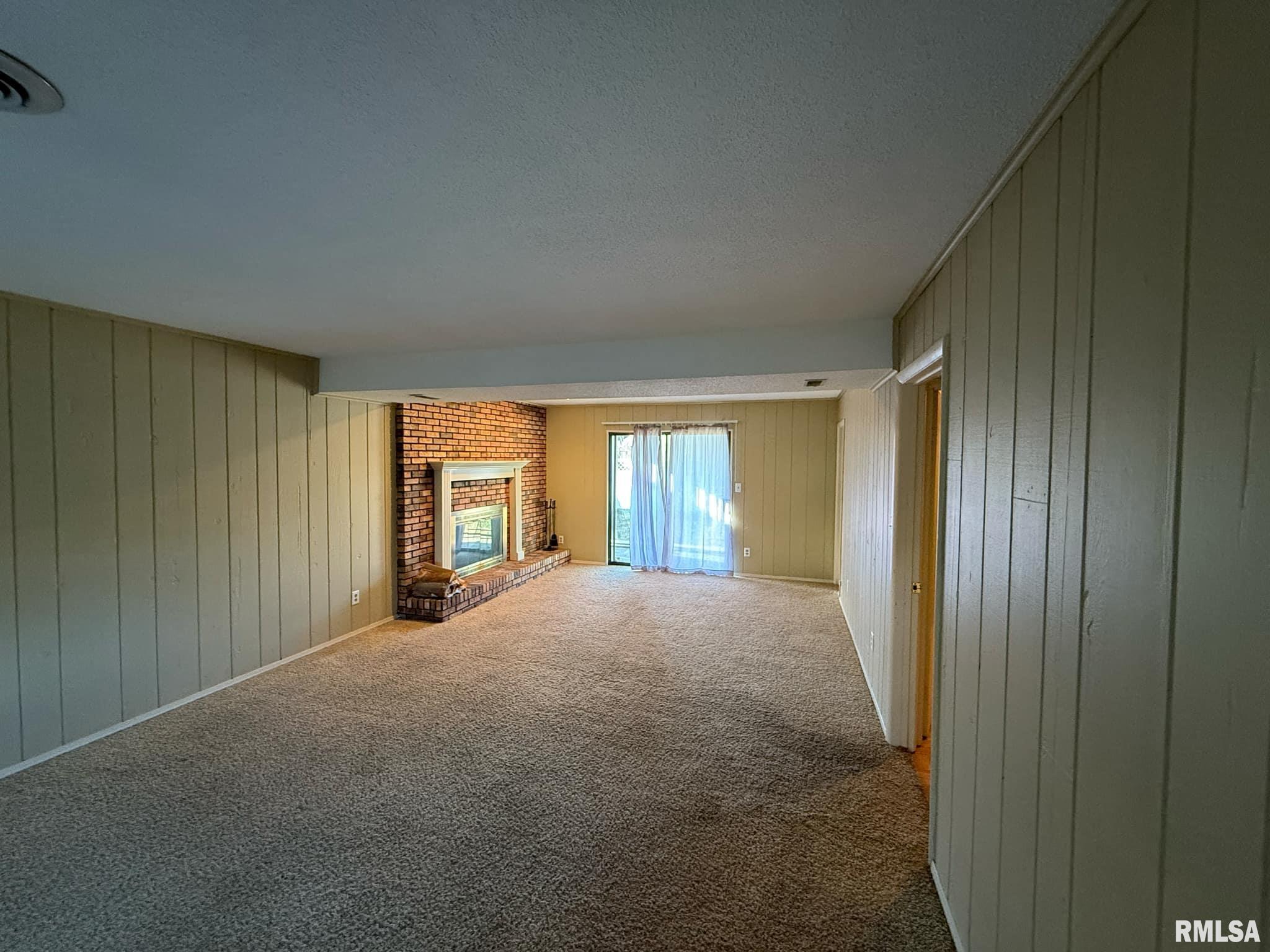 1401 W End Street, Marion, Illinois image 16