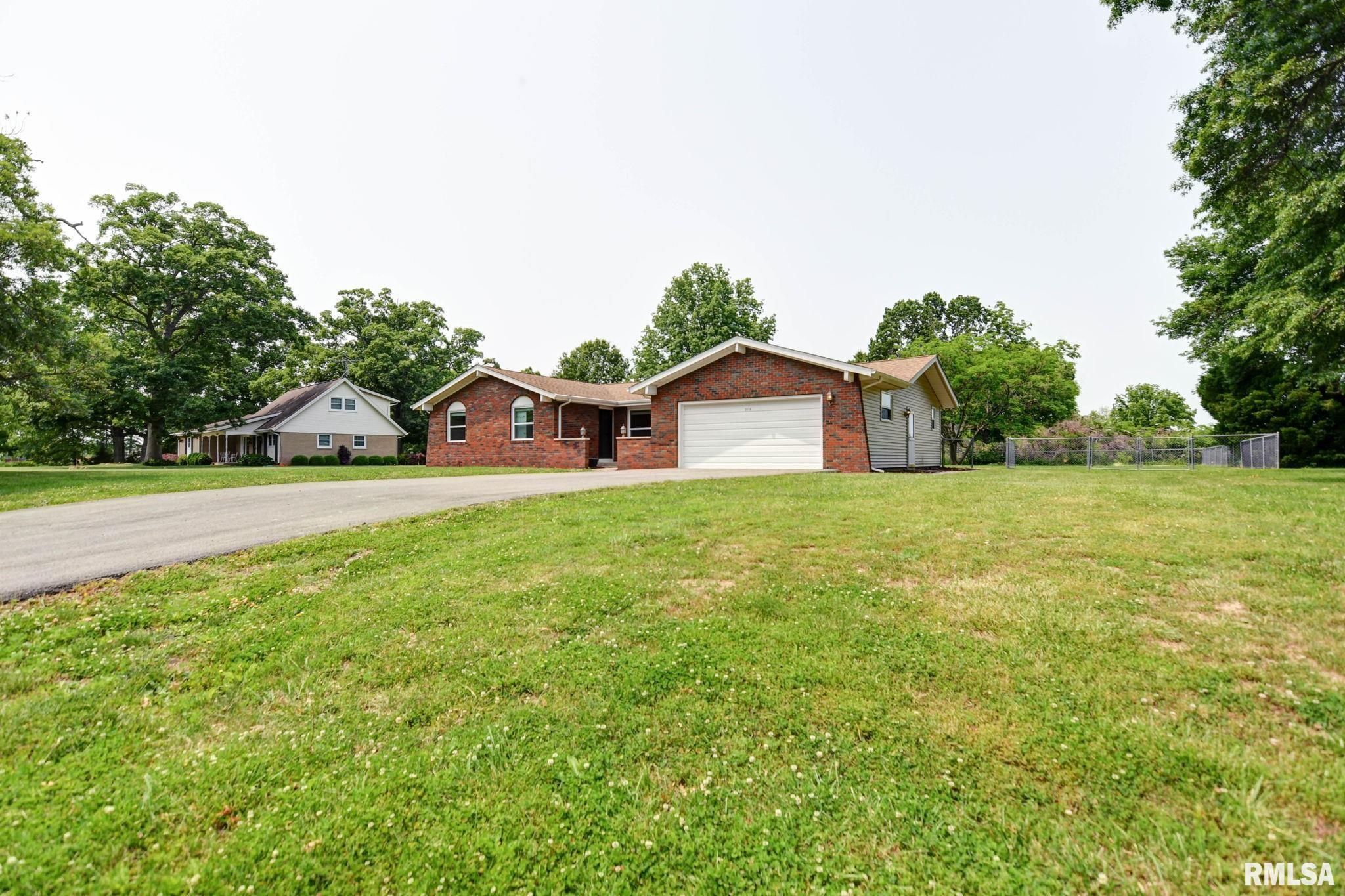 3519 E Lakeshore Drive, Taylorville, Illinois image 23