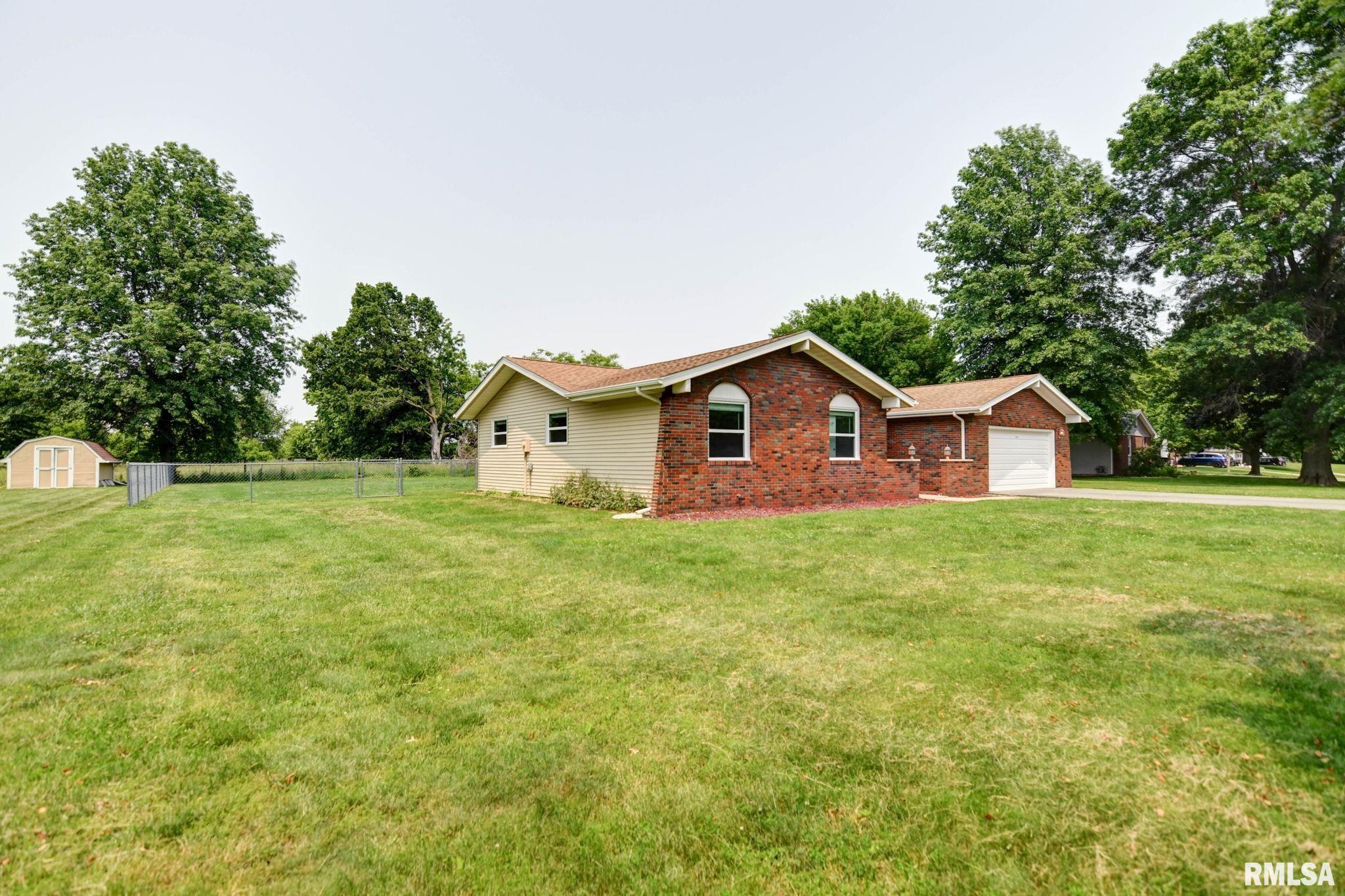 3519 E Lakeshore Drive, Taylorville, Illinois image 48