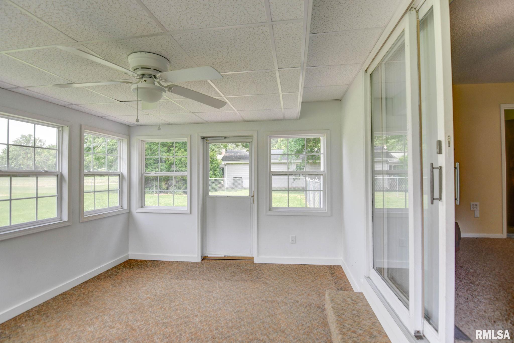 3519 E Lakeshore Drive, Taylorville, Illinois image 15