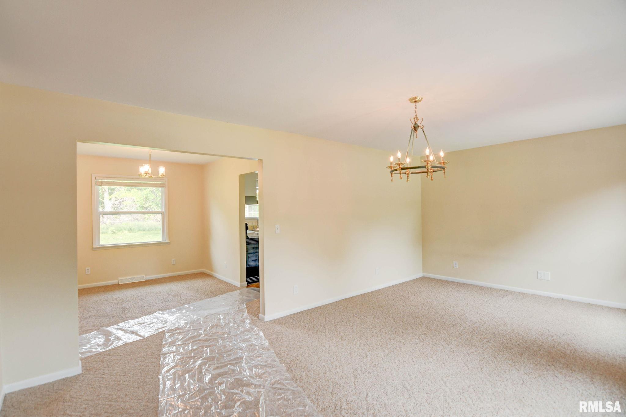 3519 E Lakeshore Drive, Taylorville, Illinois image 30
