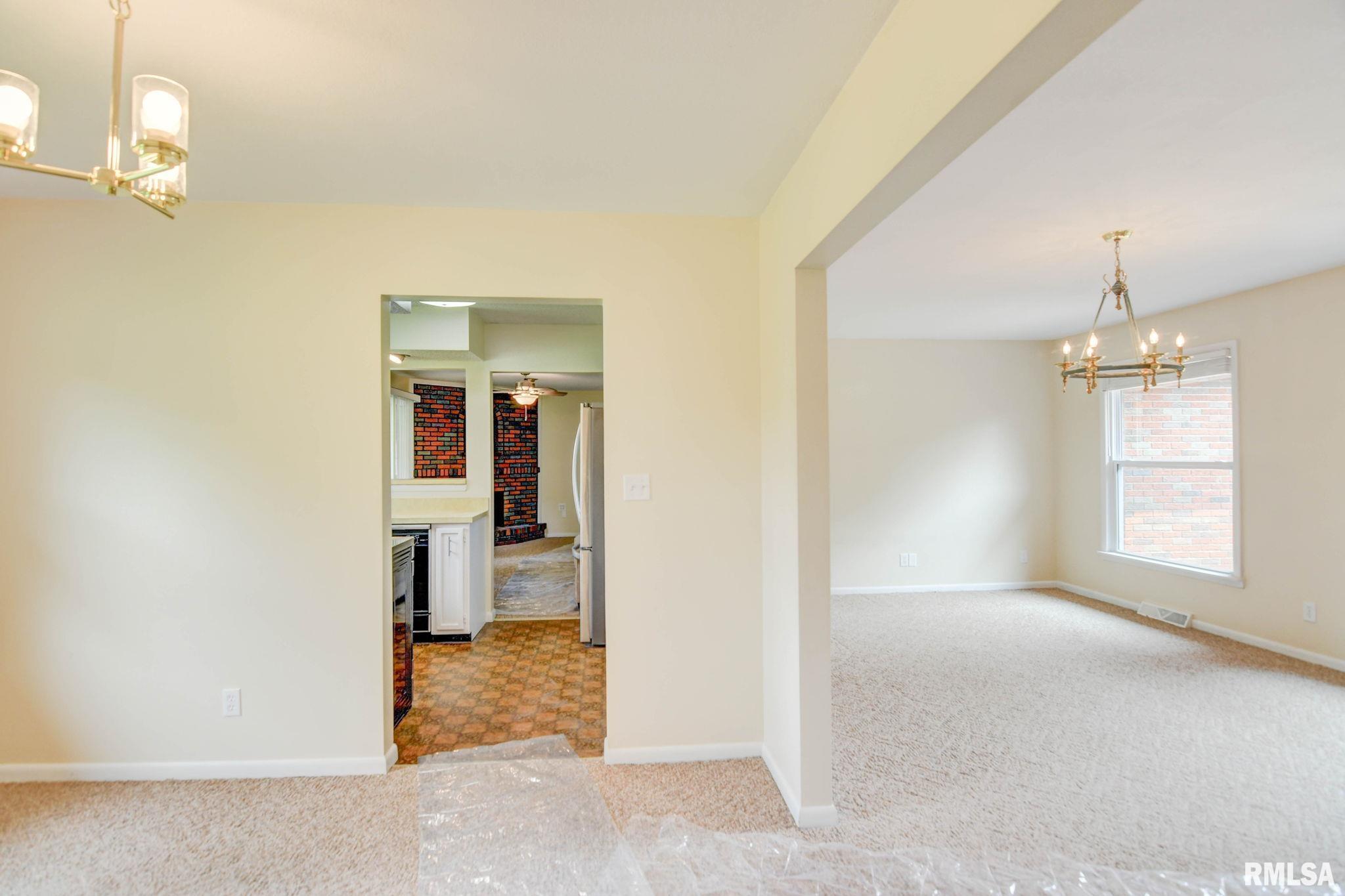 3519 E Lakeshore Drive, Taylorville, Illinois image 25