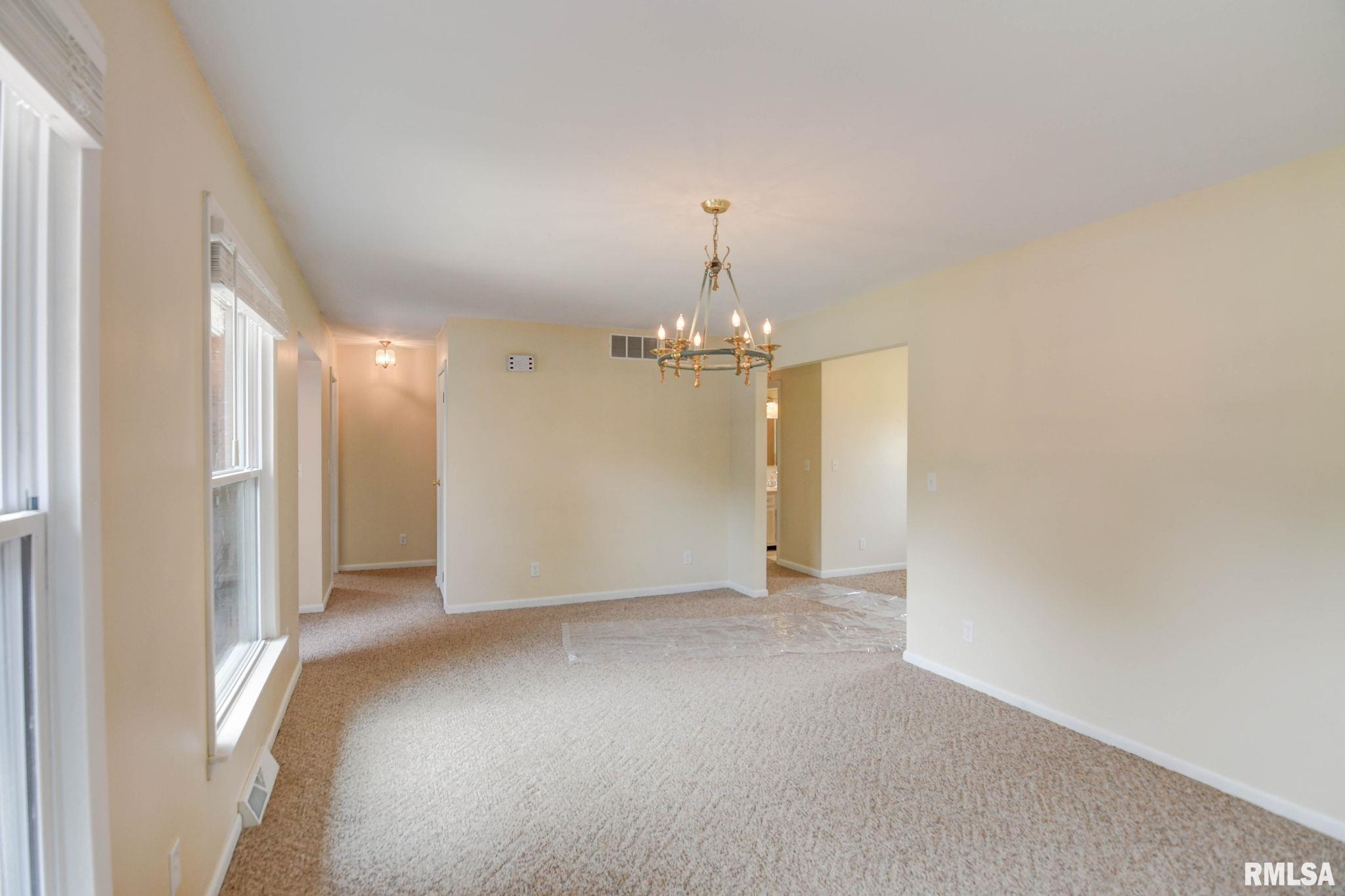 3519 E Lakeshore Drive, Taylorville, Illinois image 29