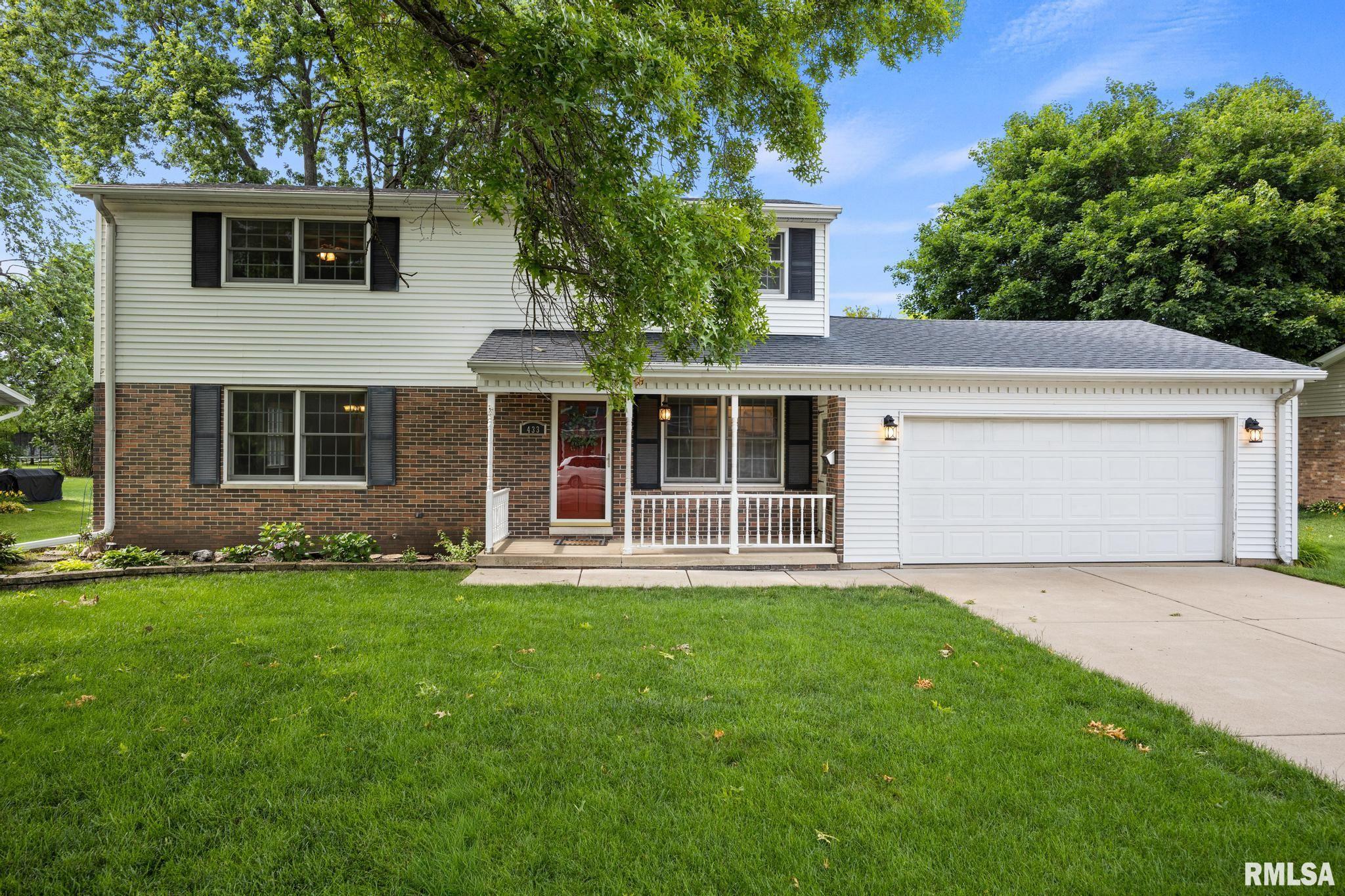 Photo 1 of 42 — 433 E FERNWOOD Street, Morton, IL 61550