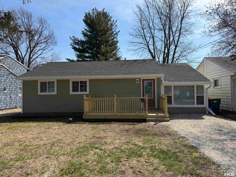 Homes For Sale - 1064 Johnston Street<br/> Knox County, Galesburg, IL 61401