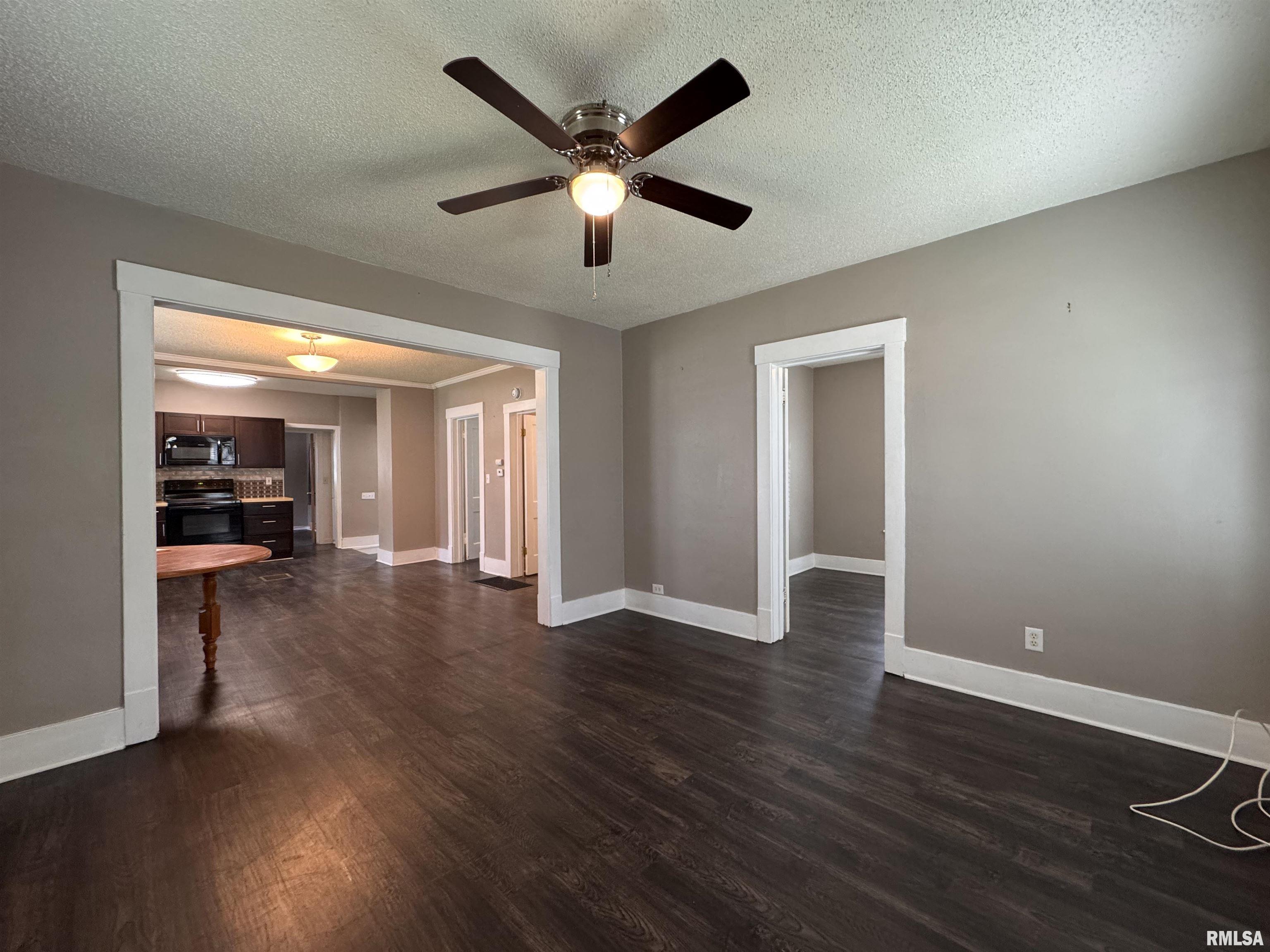 1216 E Carroll Street, Macomb, Illinois image 3