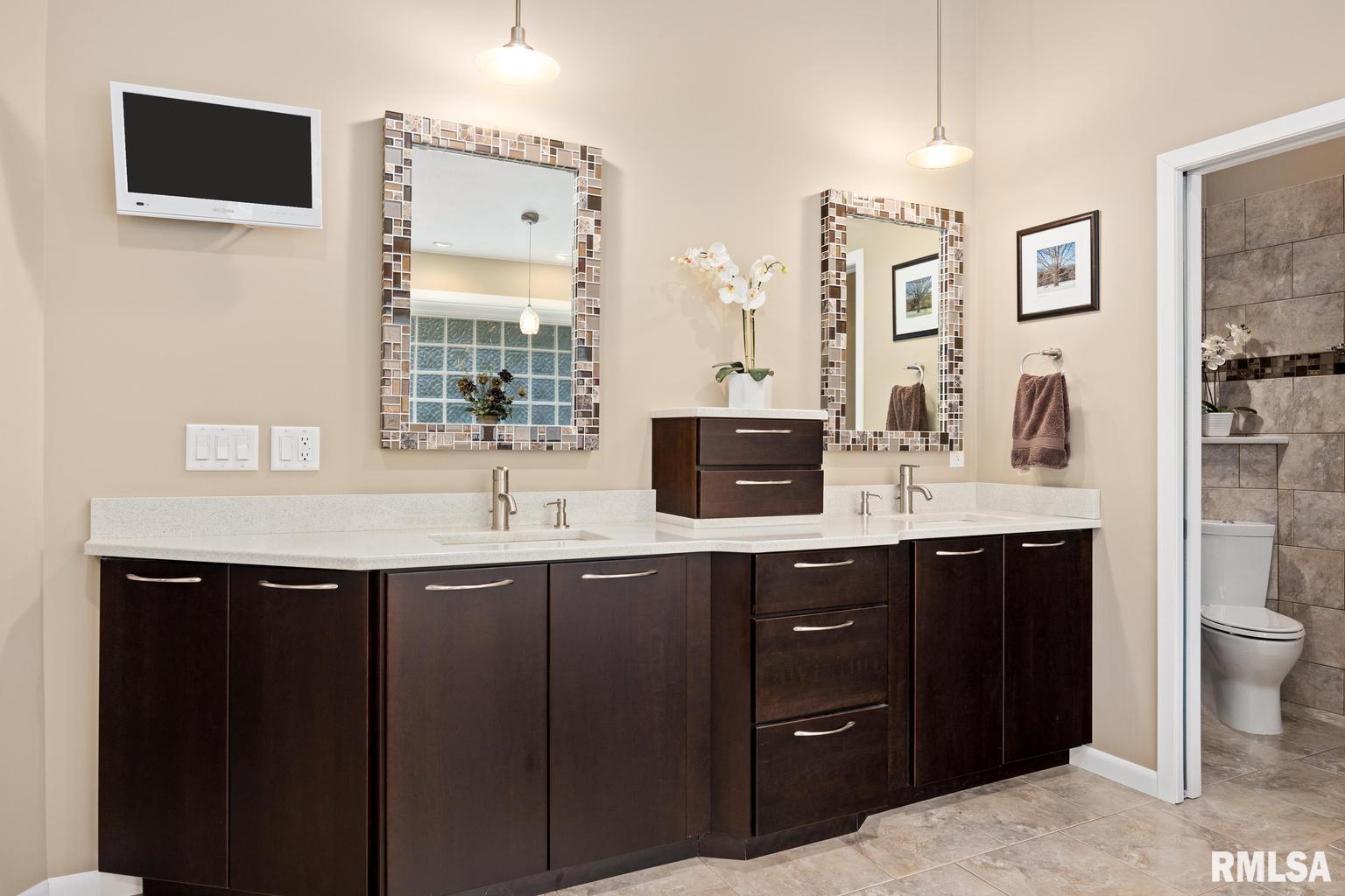 2263 Hollands Grove Road, Washington, Illinois image 32