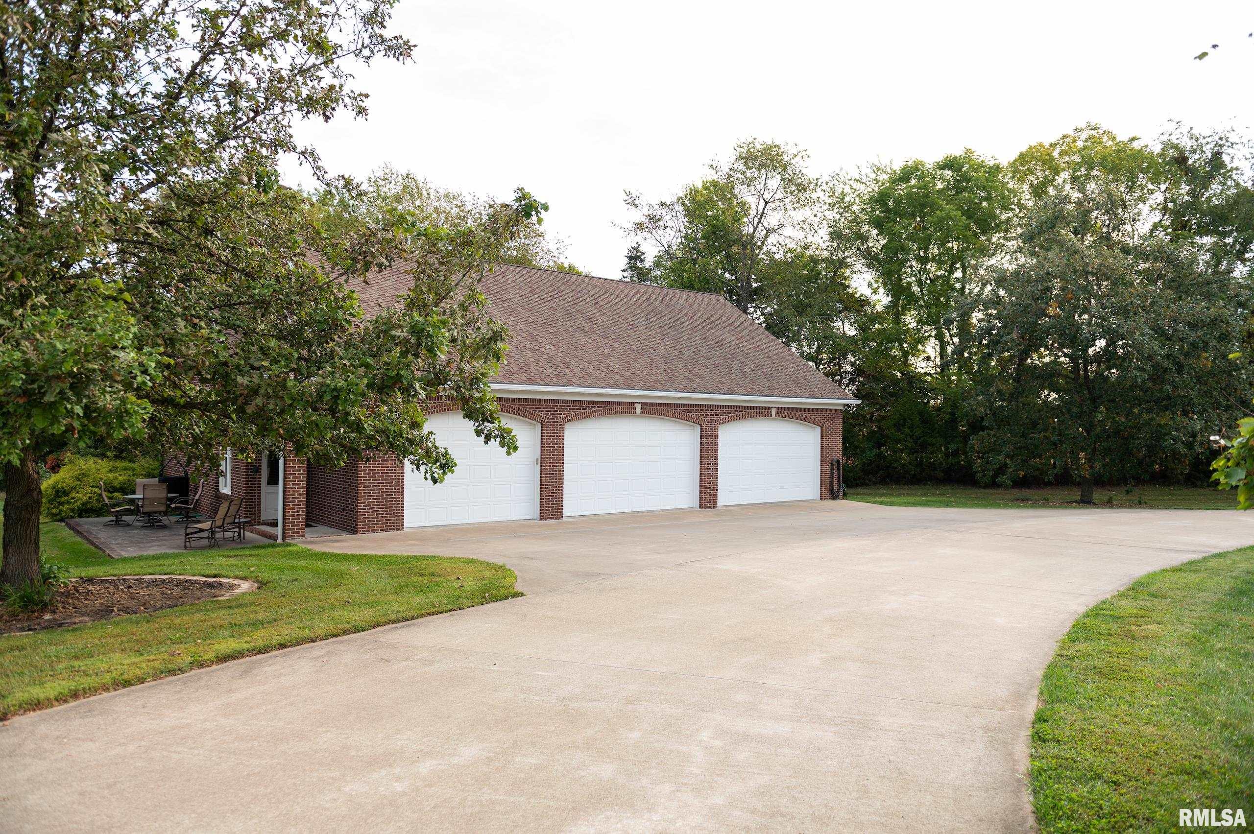 2317 Miller Road, Thompsonville, Illinois image 9