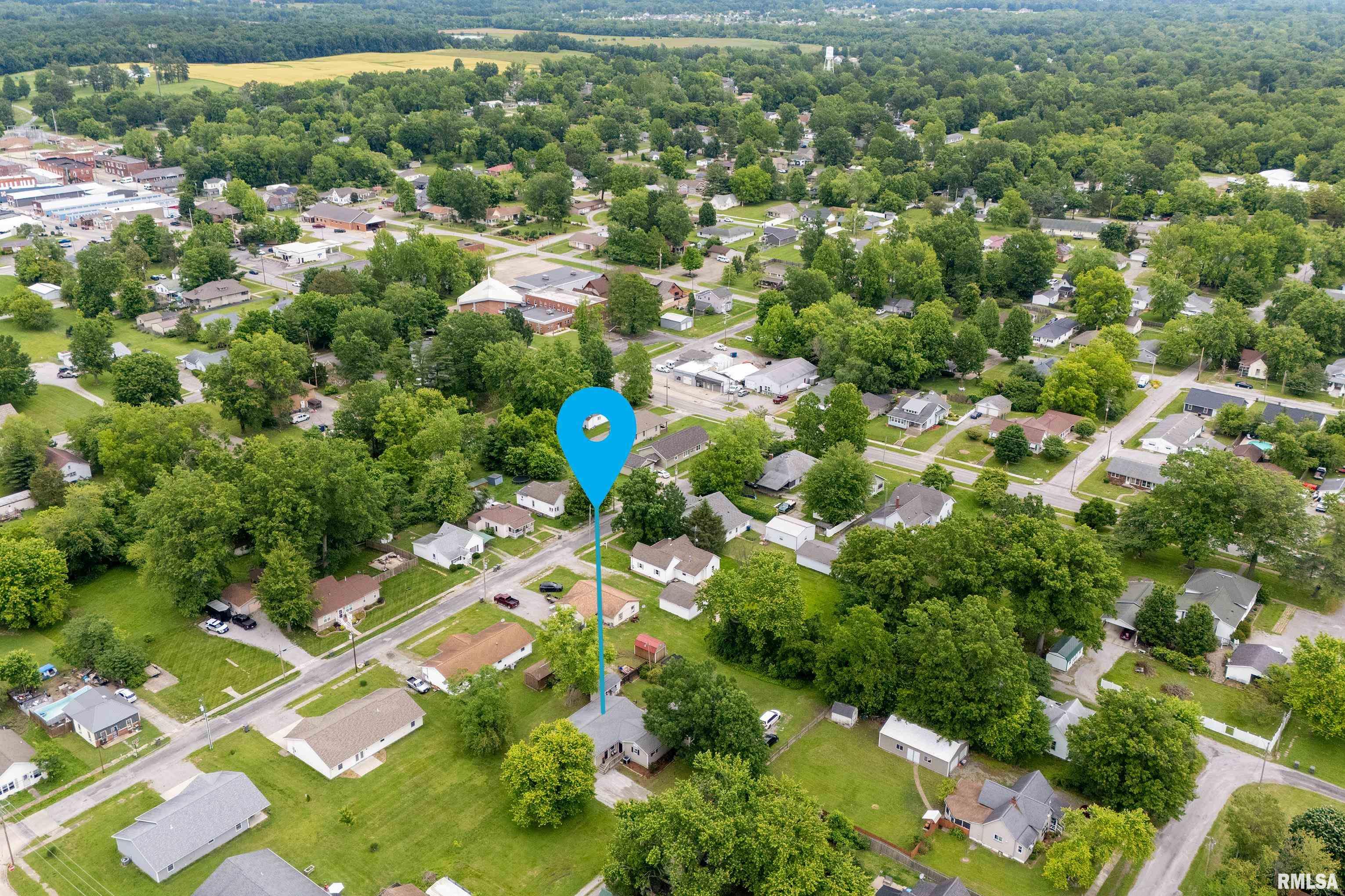 213 Texas Avenue, Carterville, Illinois image 42