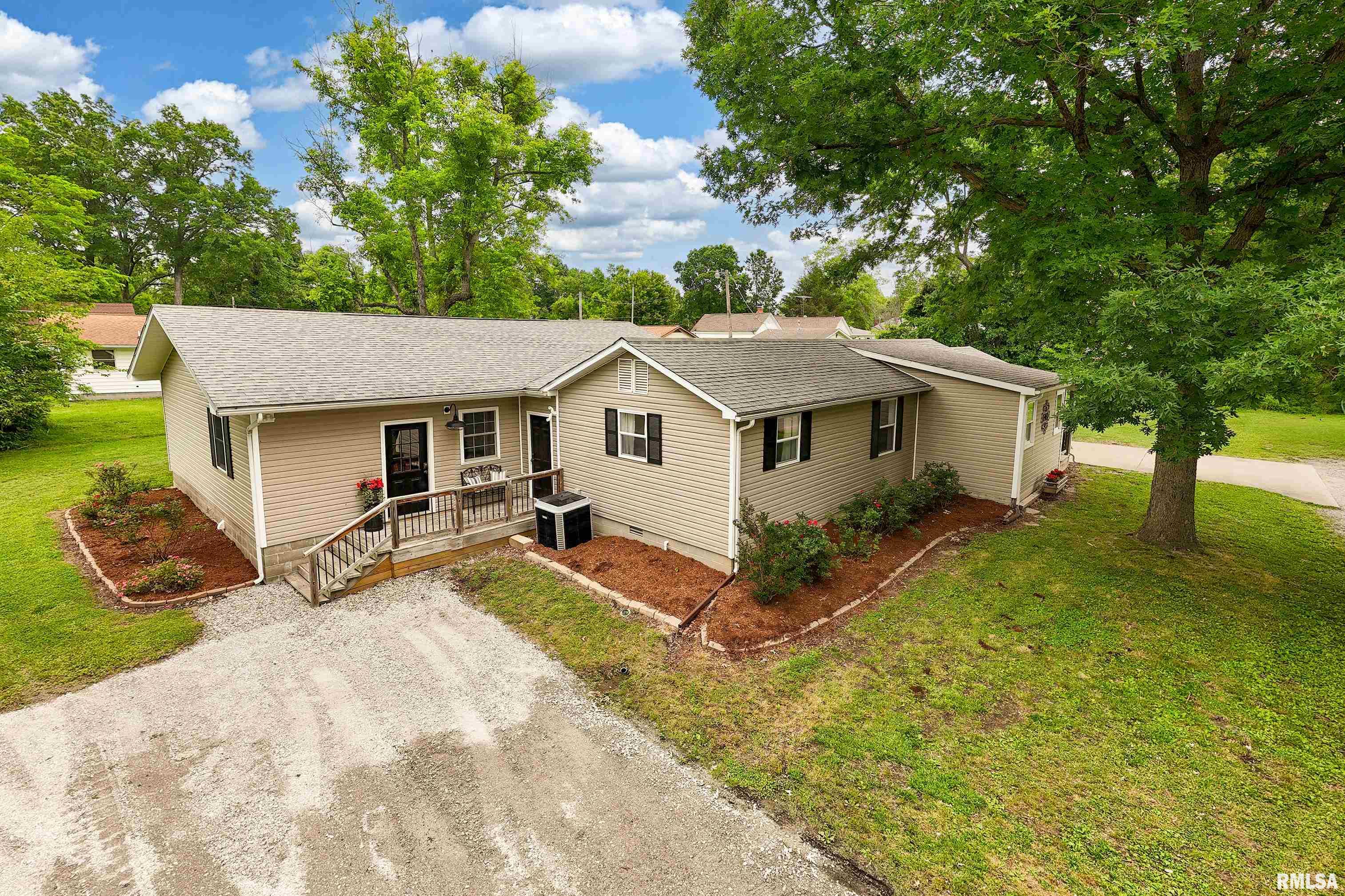 213 Texas Avenue, Carterville, Illinois image 45