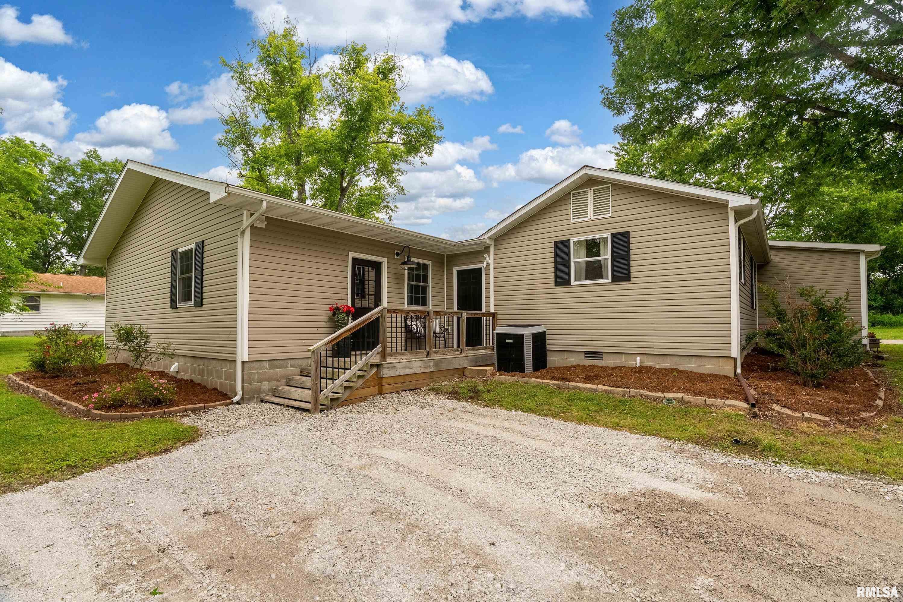 213 Texas Avenue, Carterville, Illinois image 2