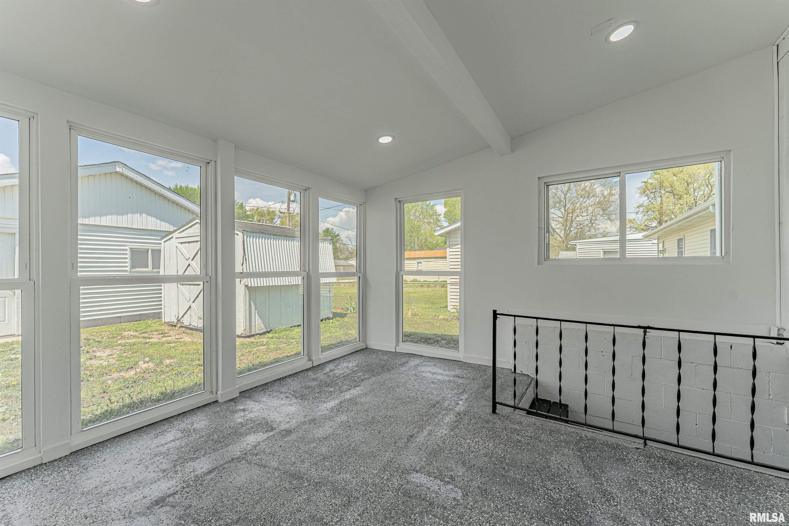 415 N Adams Street, Lincoln, Illinois image 19