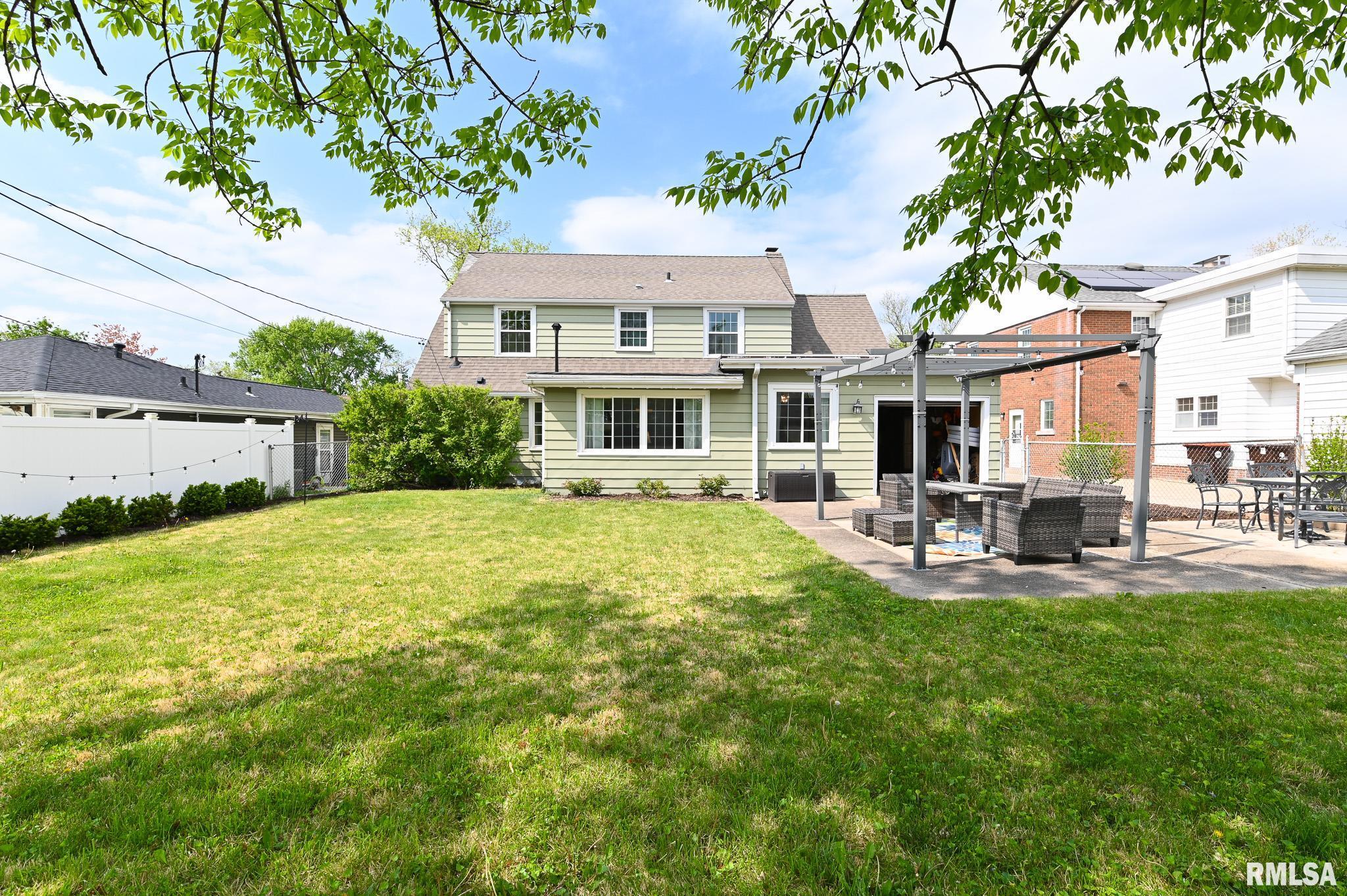 606 W Ridgemont Road, Peoria, Illinois image 2