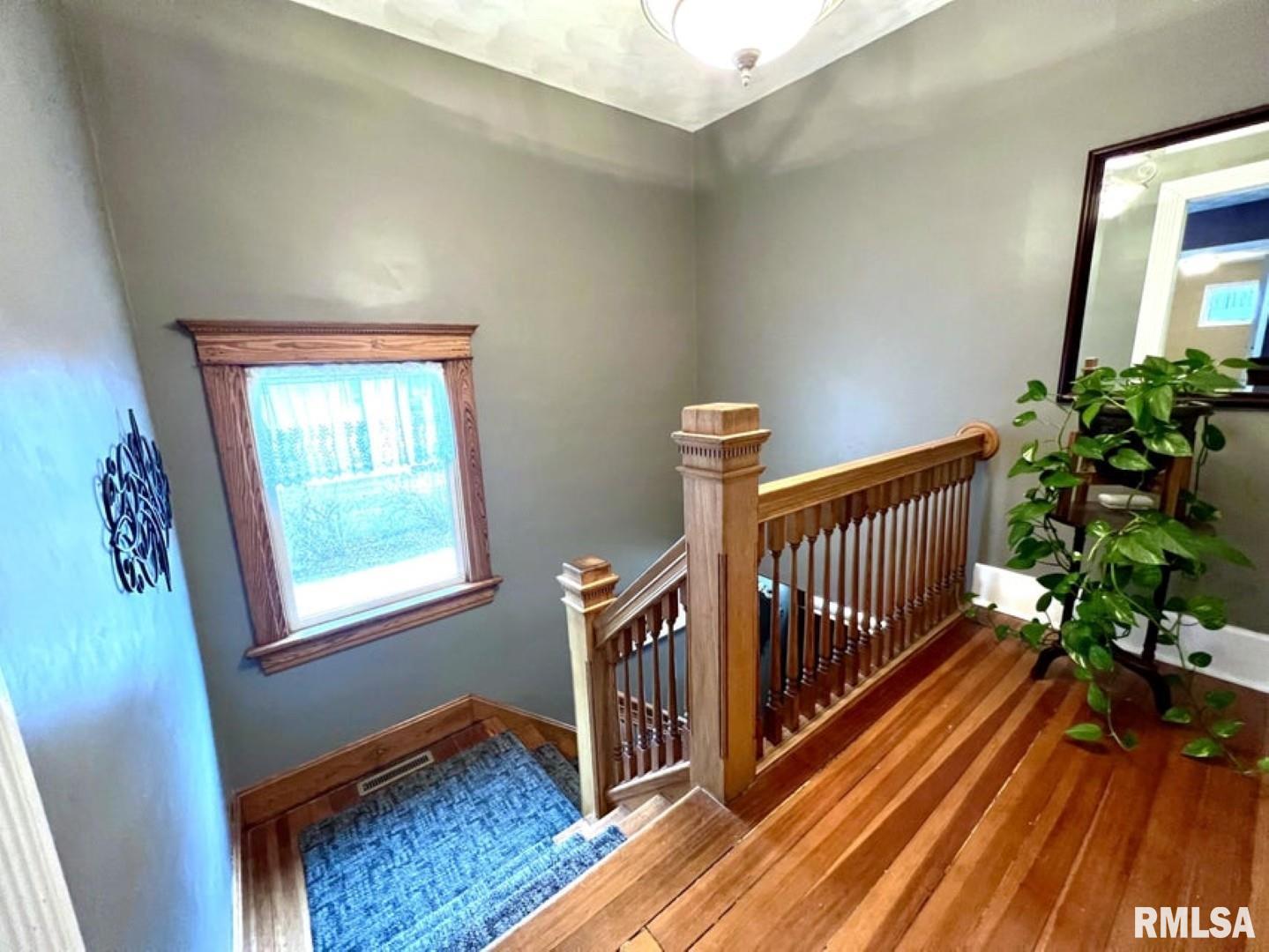 109 W 6th Street, Wilton, Iowa image 17