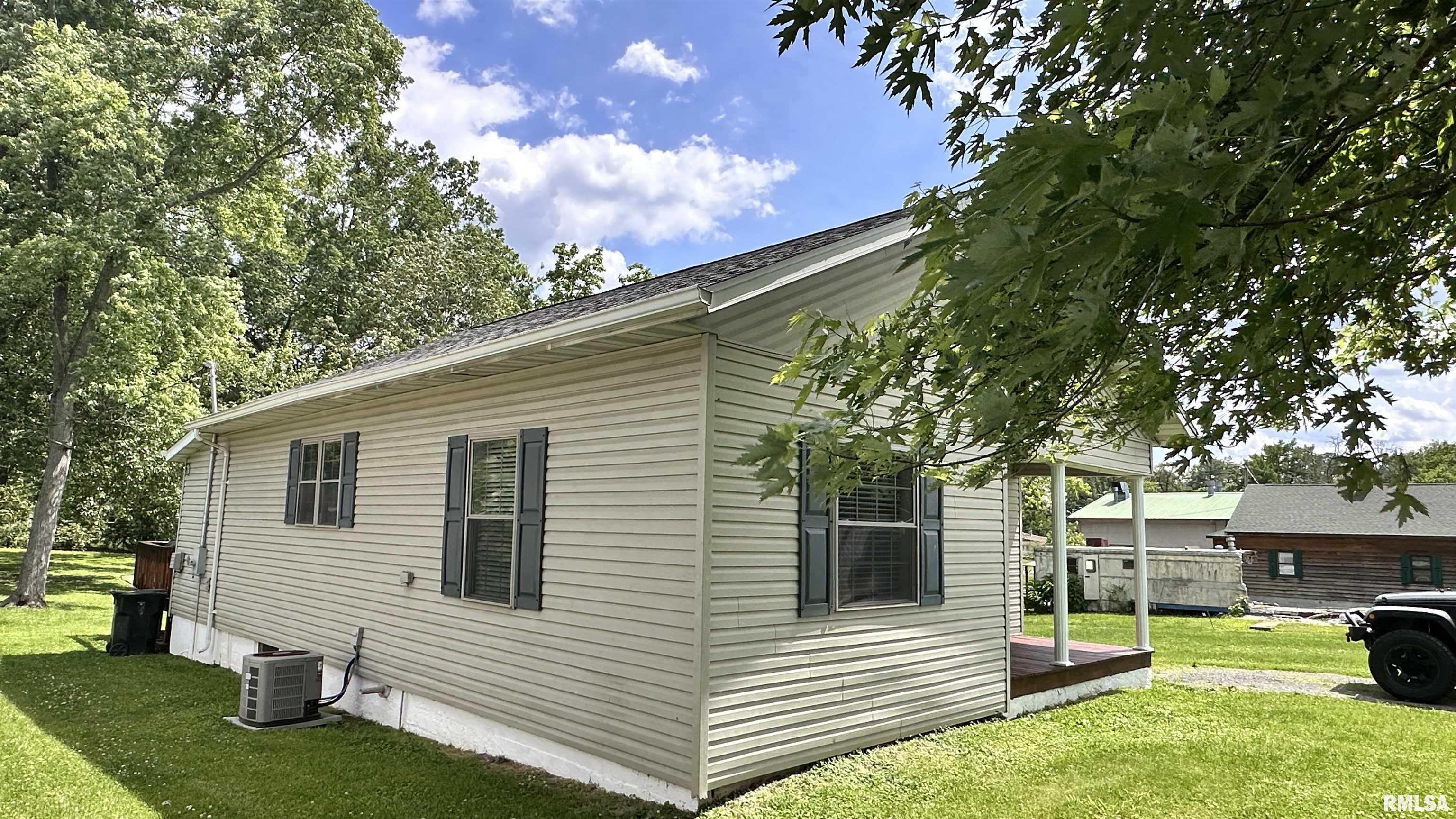 706 S Pine Street, Zeigler, Illinois image 5