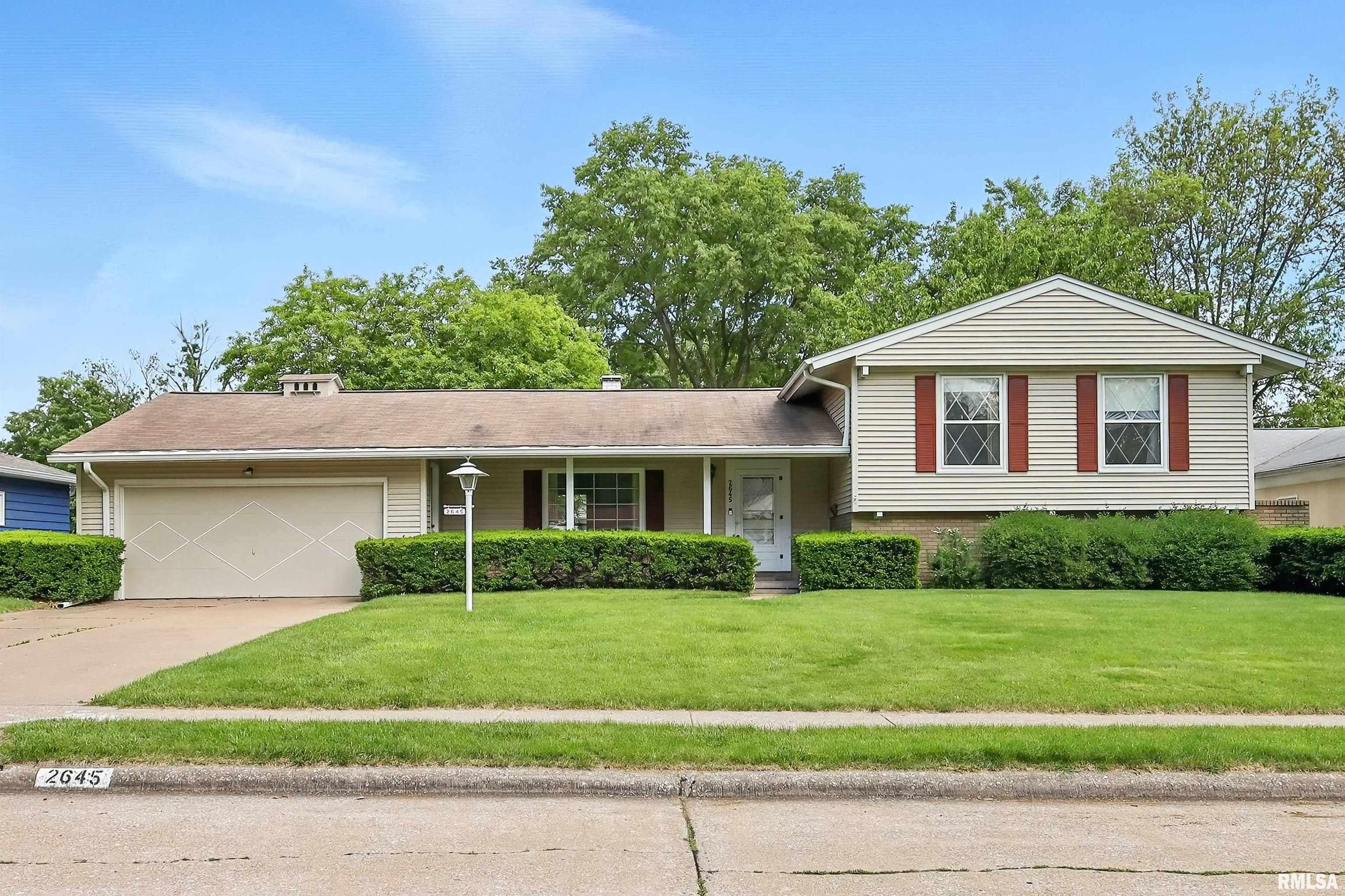 2645 Fillmore Lane, Davenport, Iowa image 1