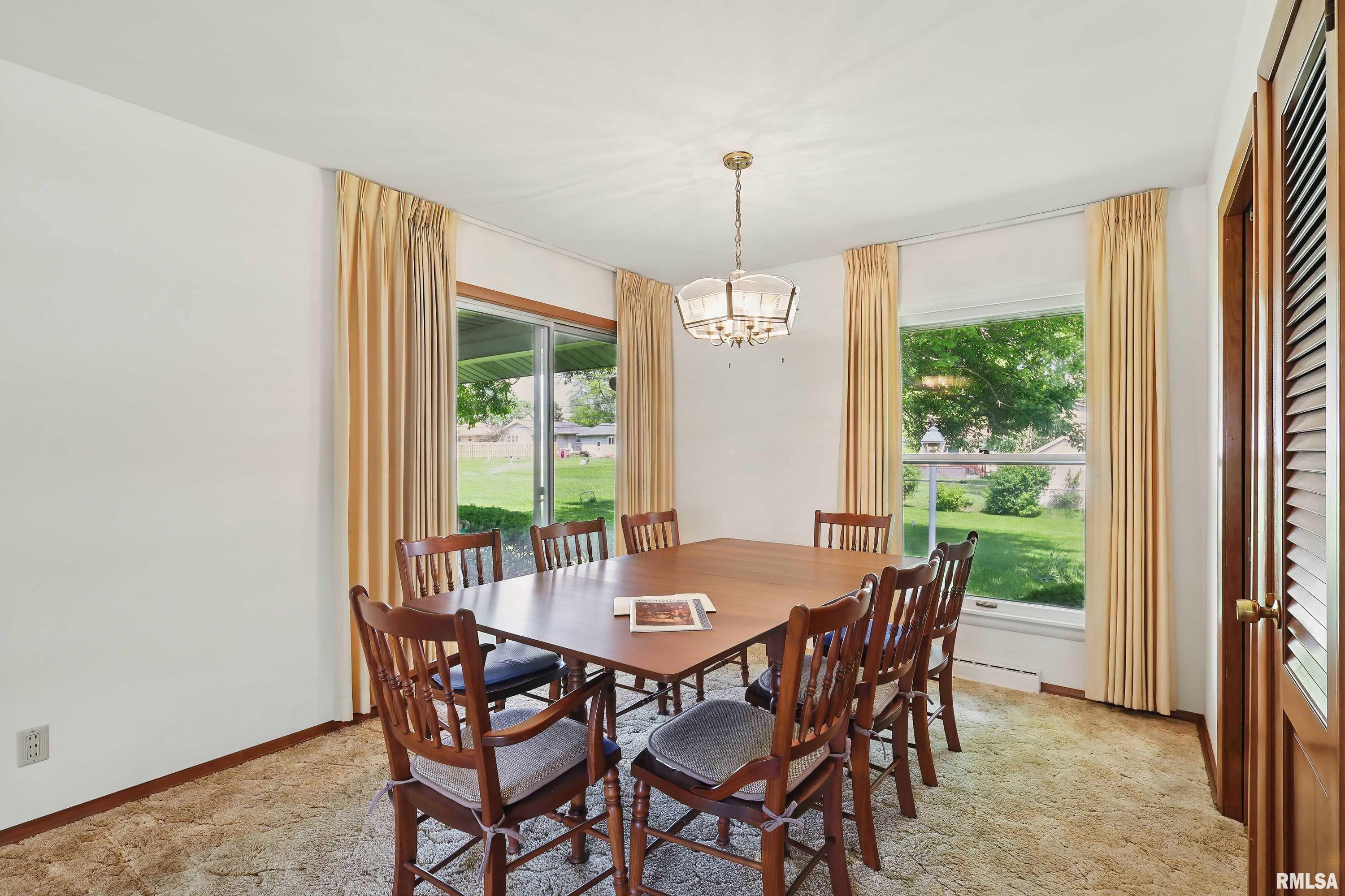 2645 Fillmore Lane, Davenport, Iowa image 10