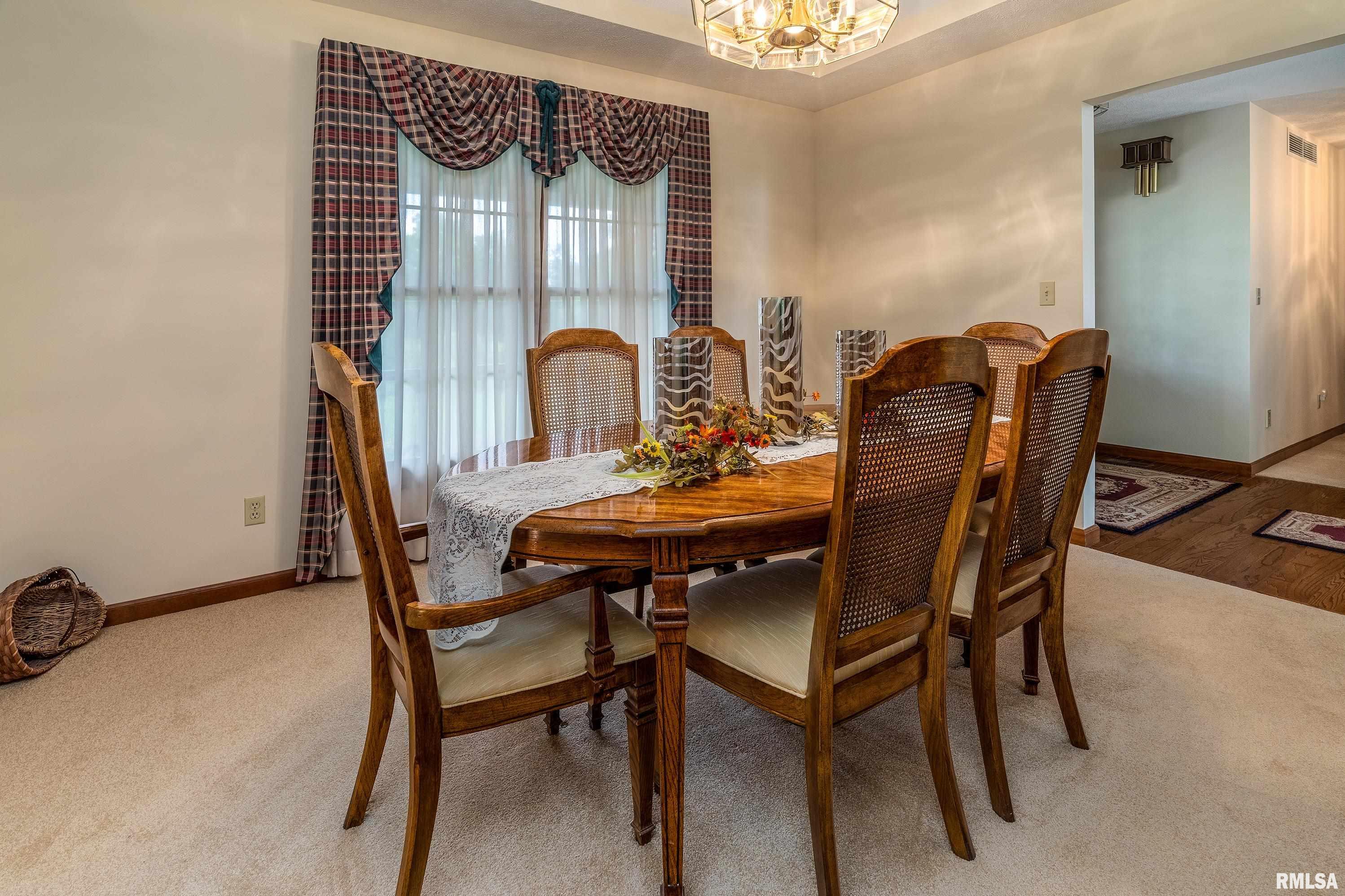 806 Twin Lakes Lane, Pinckneyville, Illinois image 12
