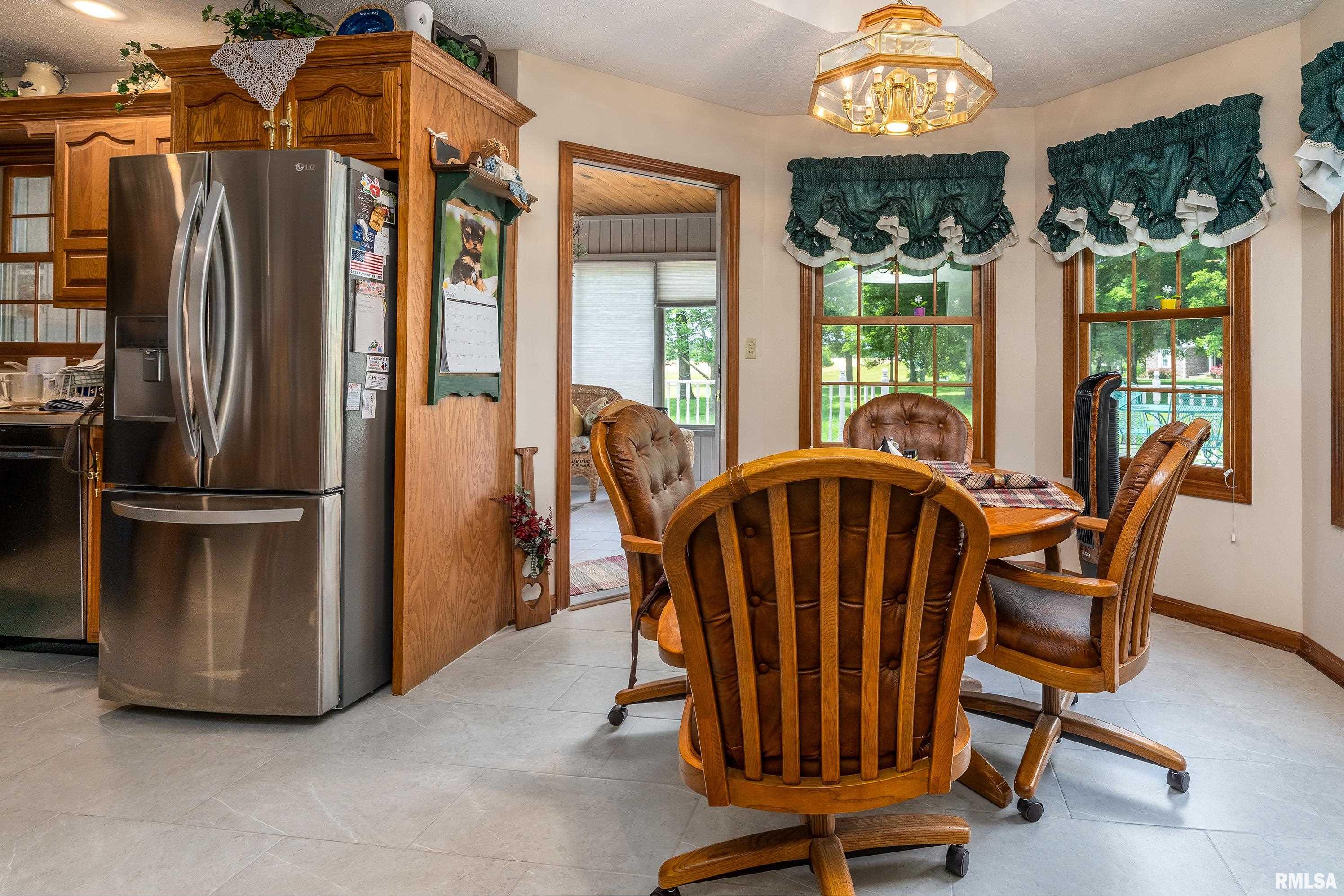 806 Twin Lakes Lane, Pinckneyville, Illinois image 18