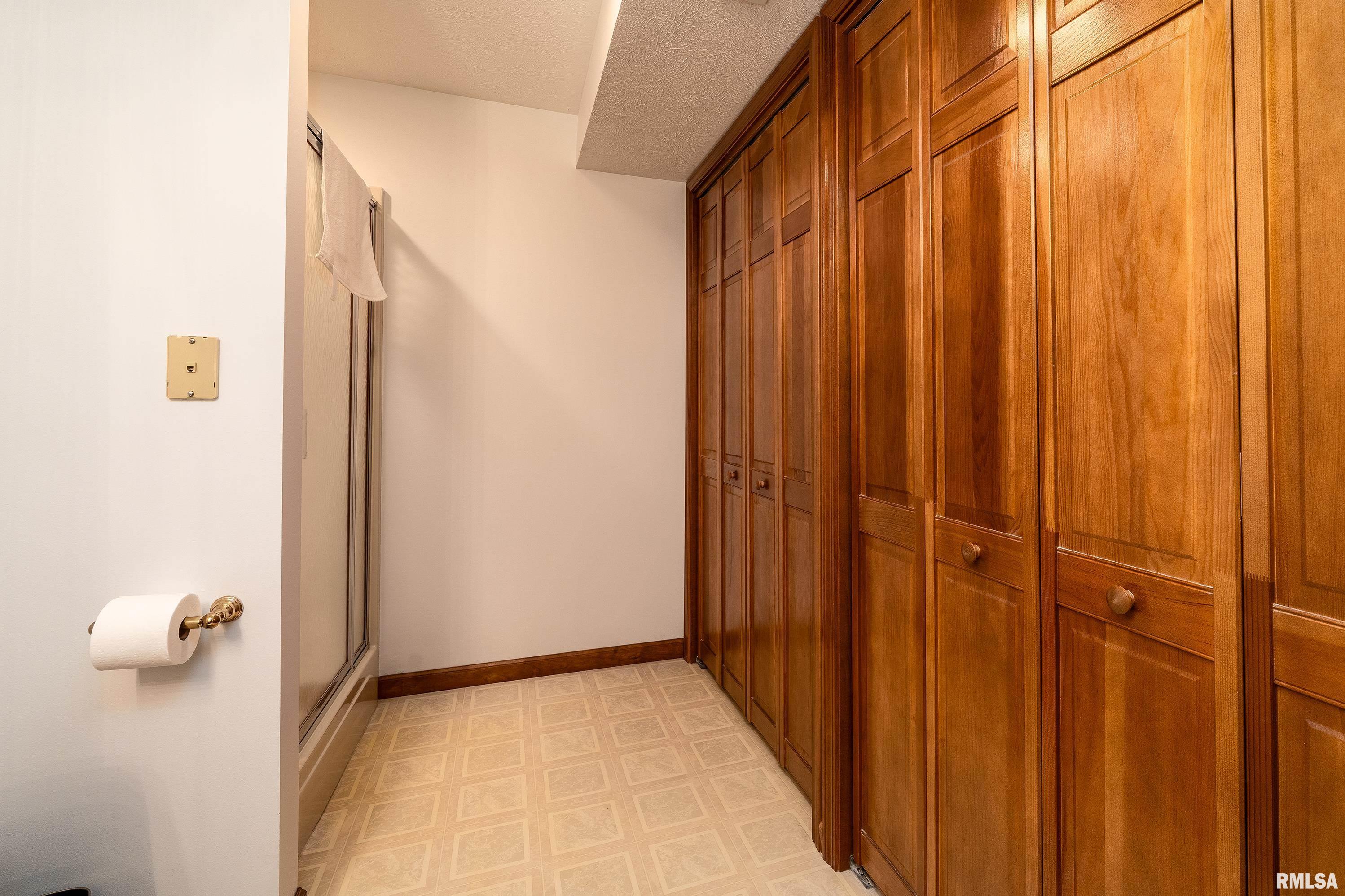 806 Twin Lakes Lane, Pinckneyville, Illinois image 37