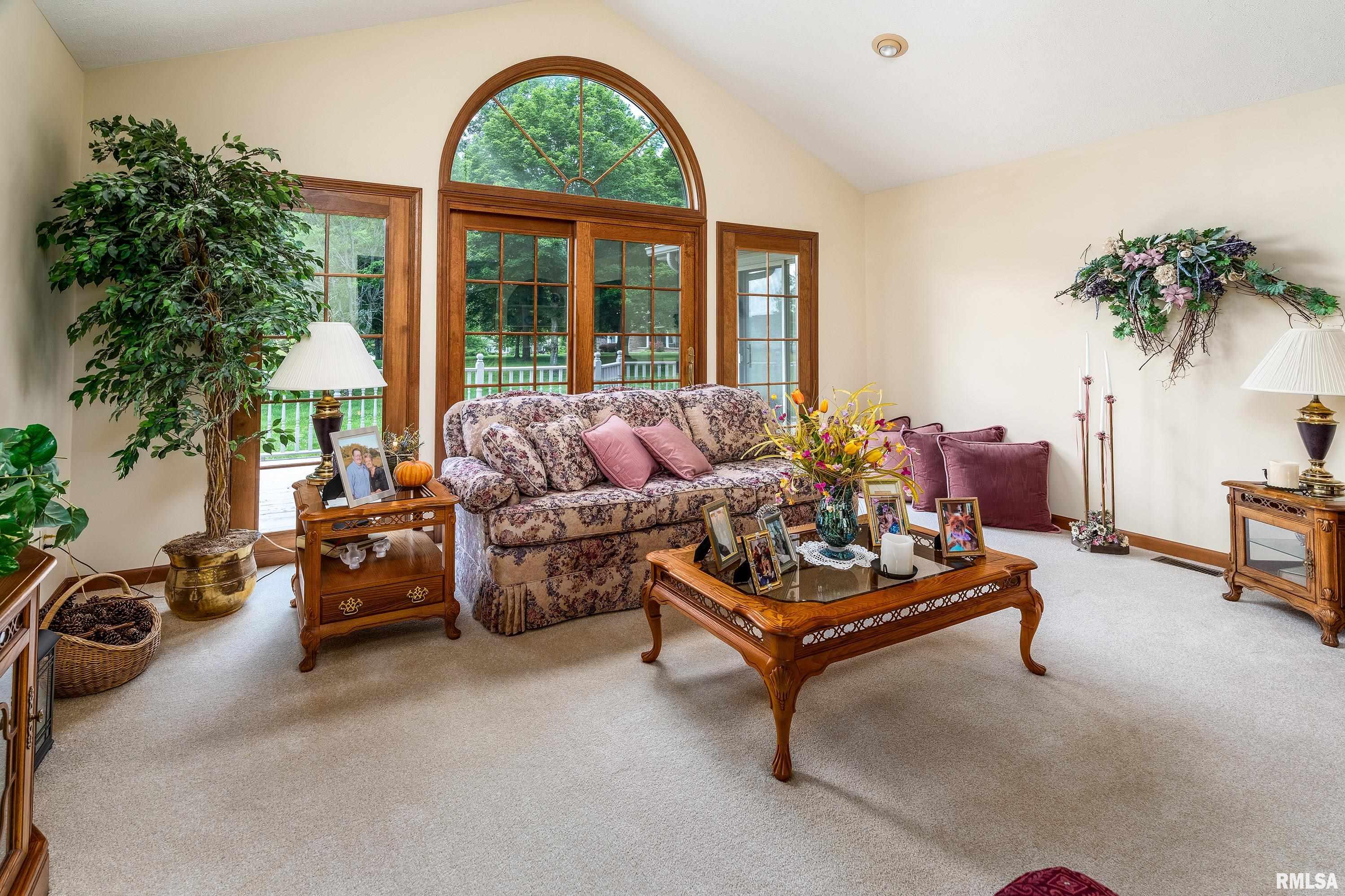 806 Twin Lakes Lane, Pinckneyville, Illinois image 9