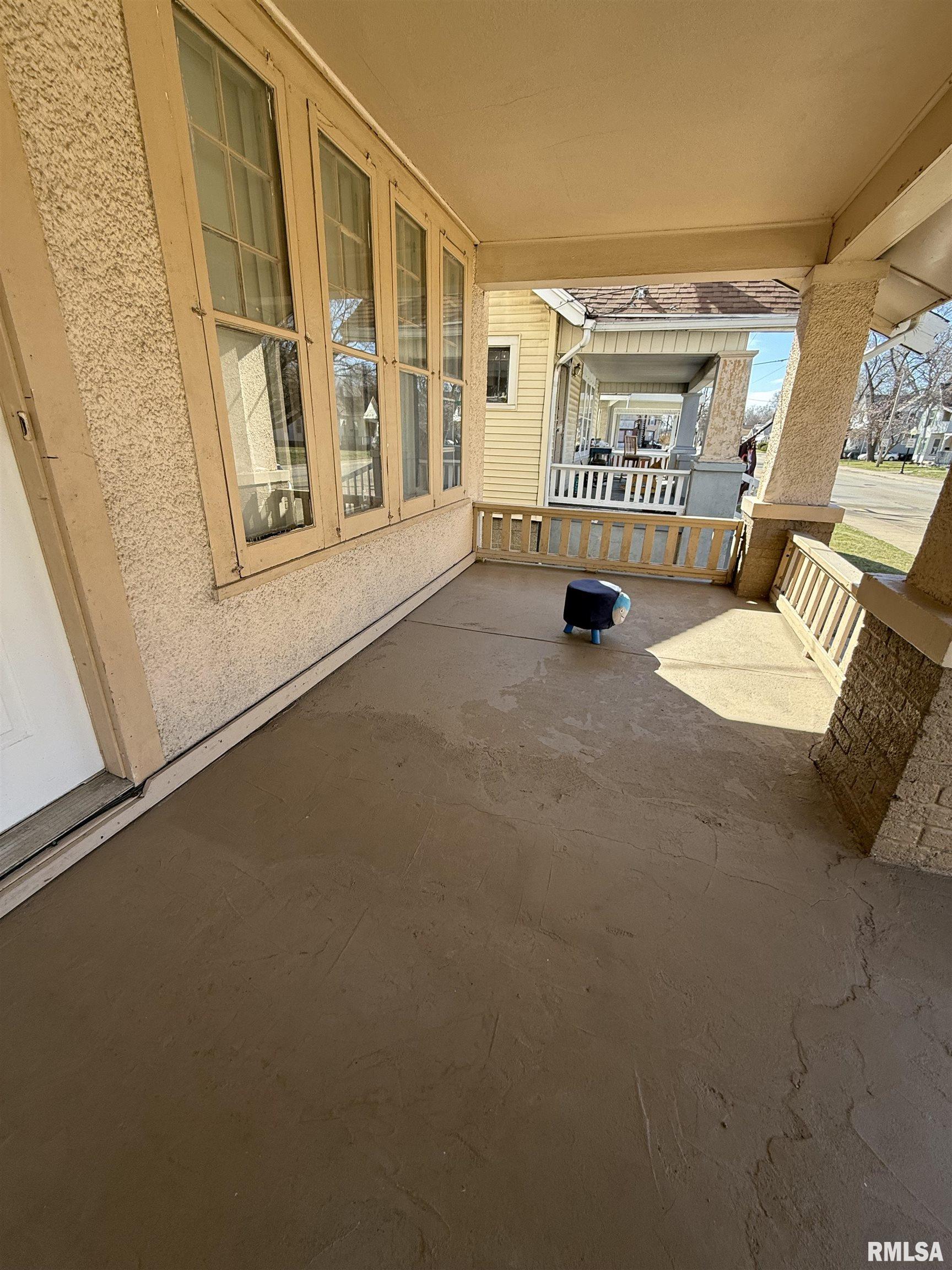 814 W Columbia Terrace, Peoria, Illinois image 3