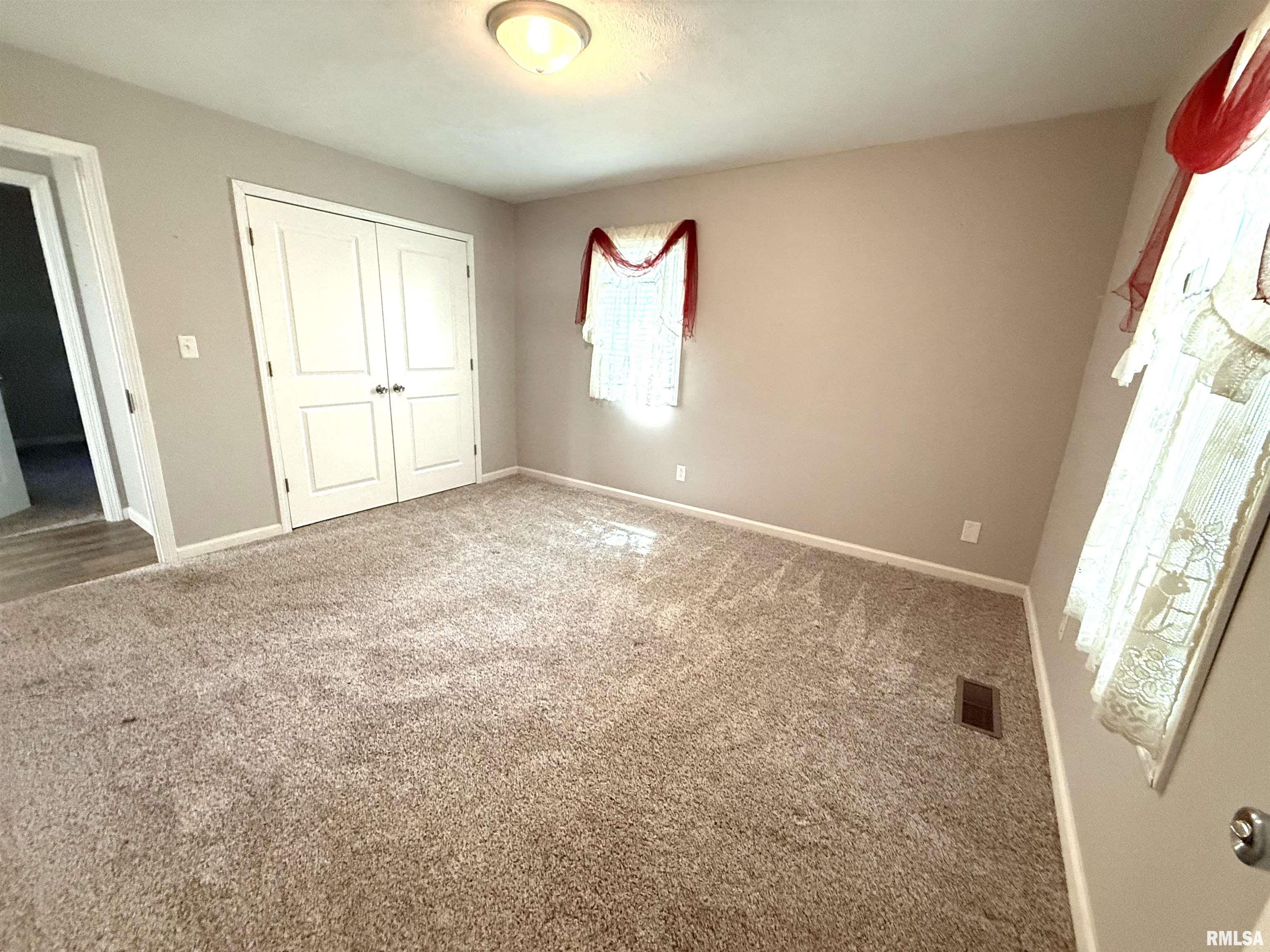 3005 W Woodlawn Place, Marion, Illinois image 34