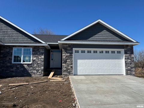 Homes For Sale - 1701 Ambleside Drive<br/> Sangamon County, Springfield, IL 62711