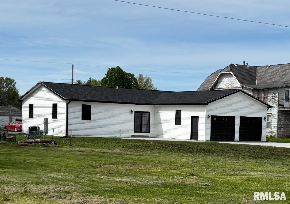 104 W Prairie Street, Camp Point, Illinois image 4