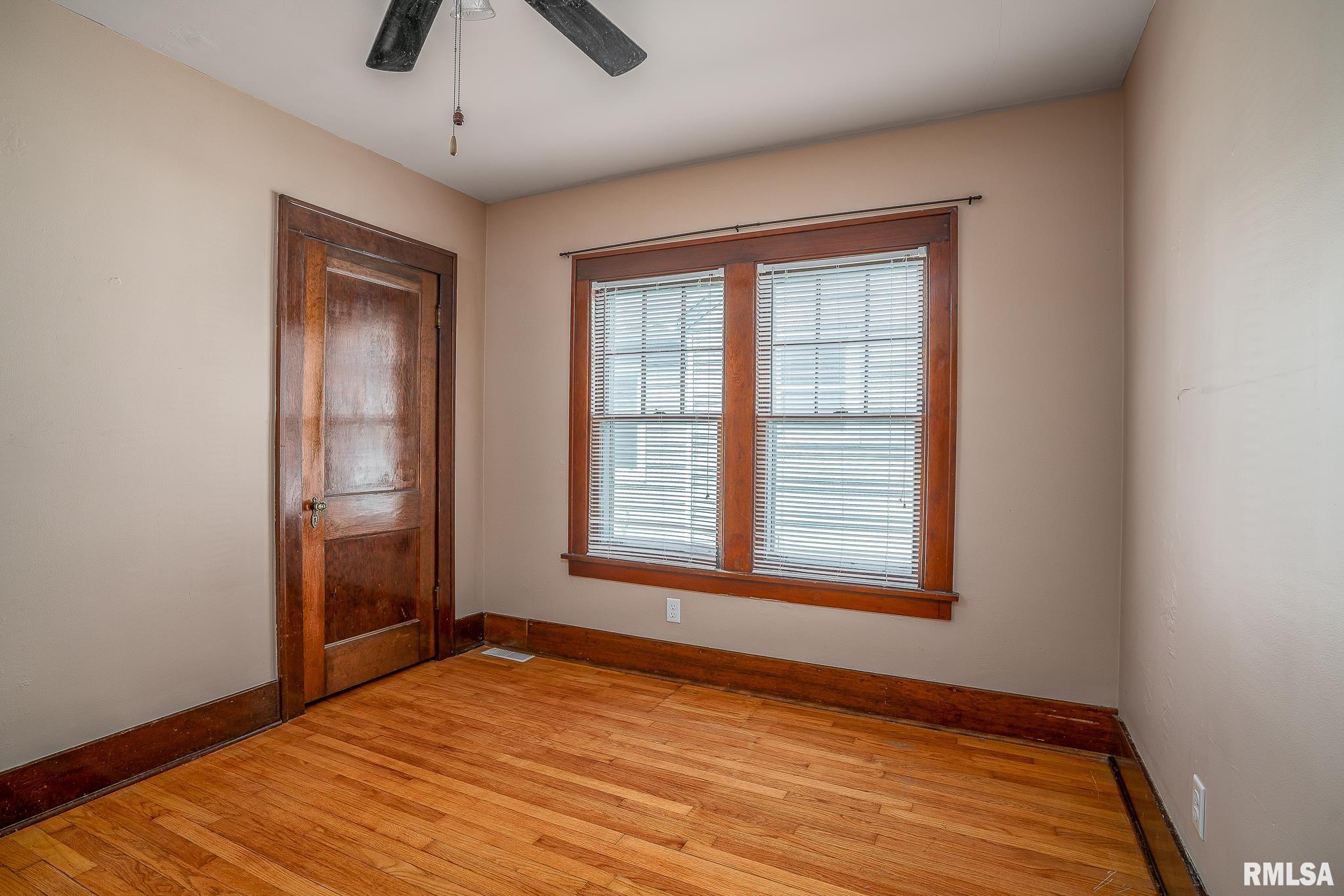 342 W 30th Street, Davenport, Iowa image 12