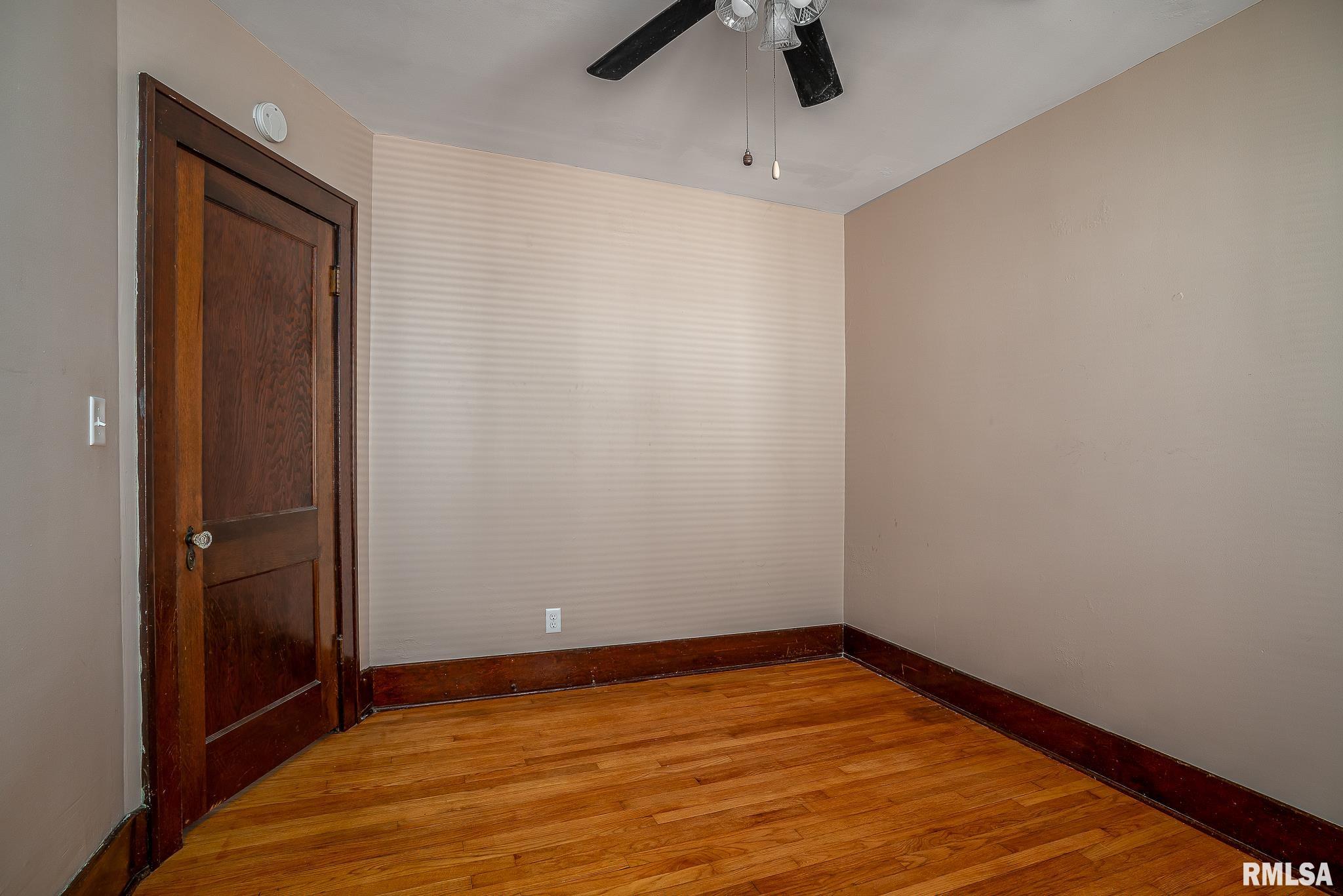 342 W 30th Street, Davenport, Iowa image 13
