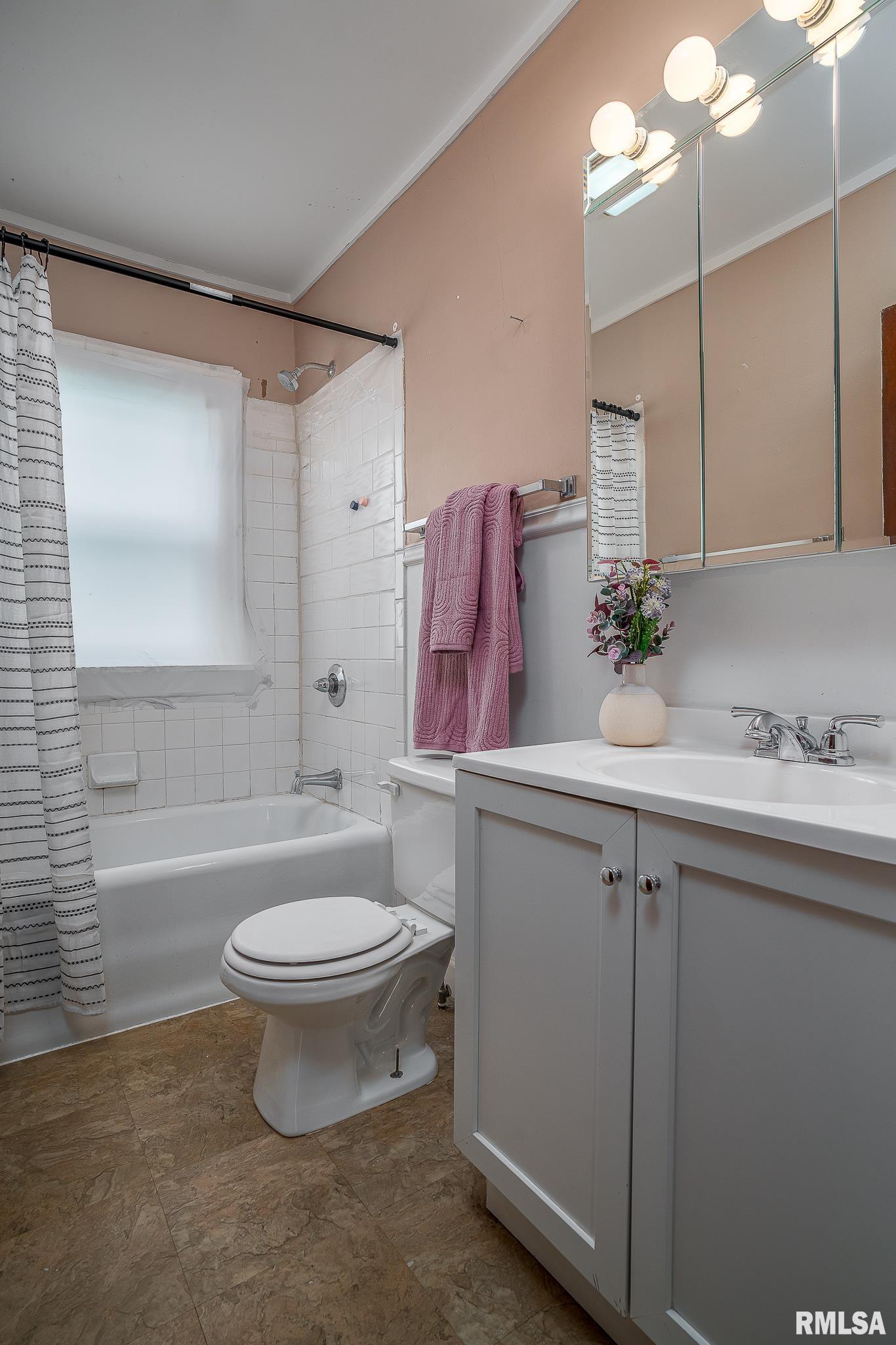 342 W 30th Street, Davenport, Iowa image 11