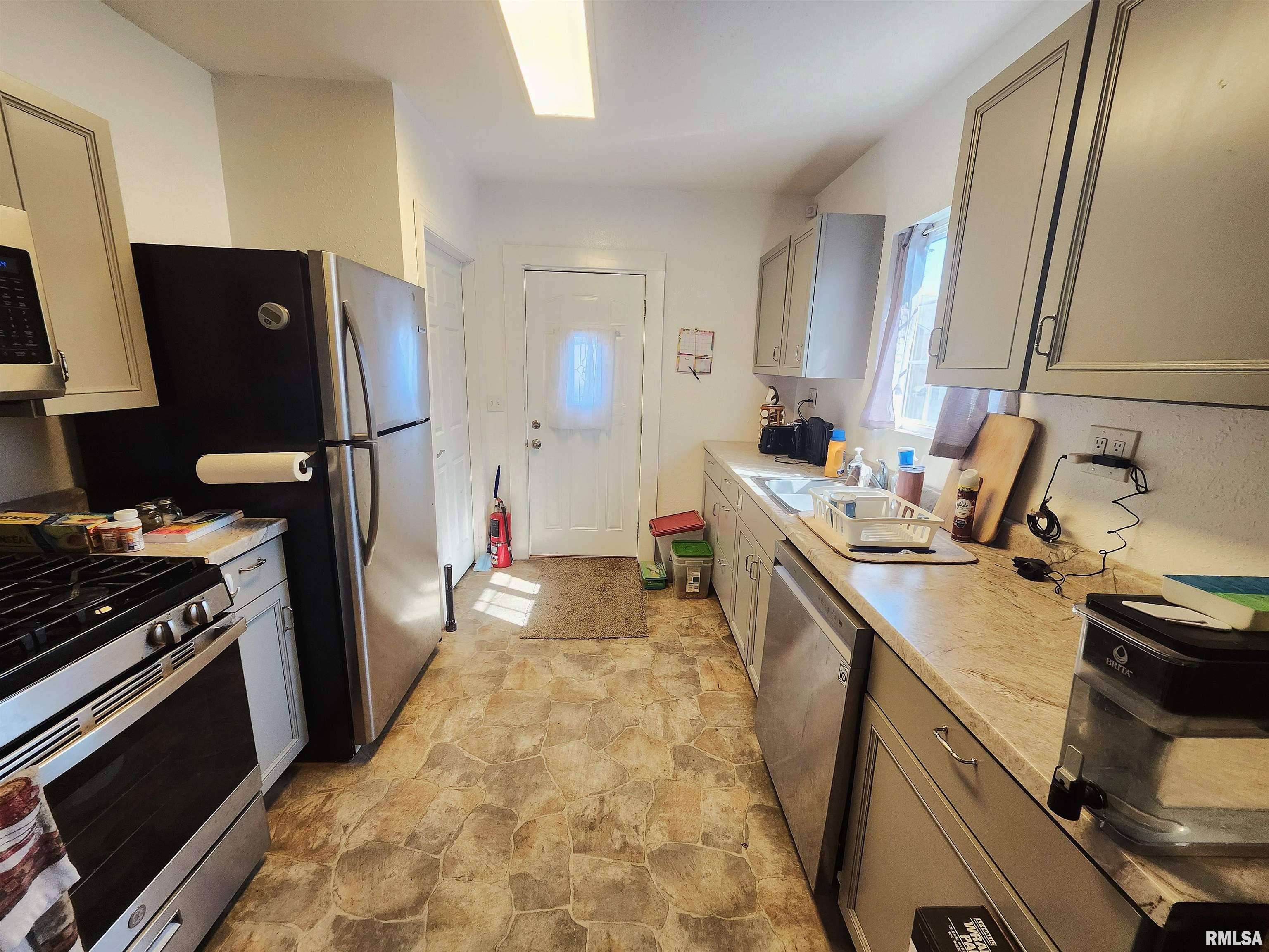2029 W Callender Avenue, West Peoria, Illinois image 14